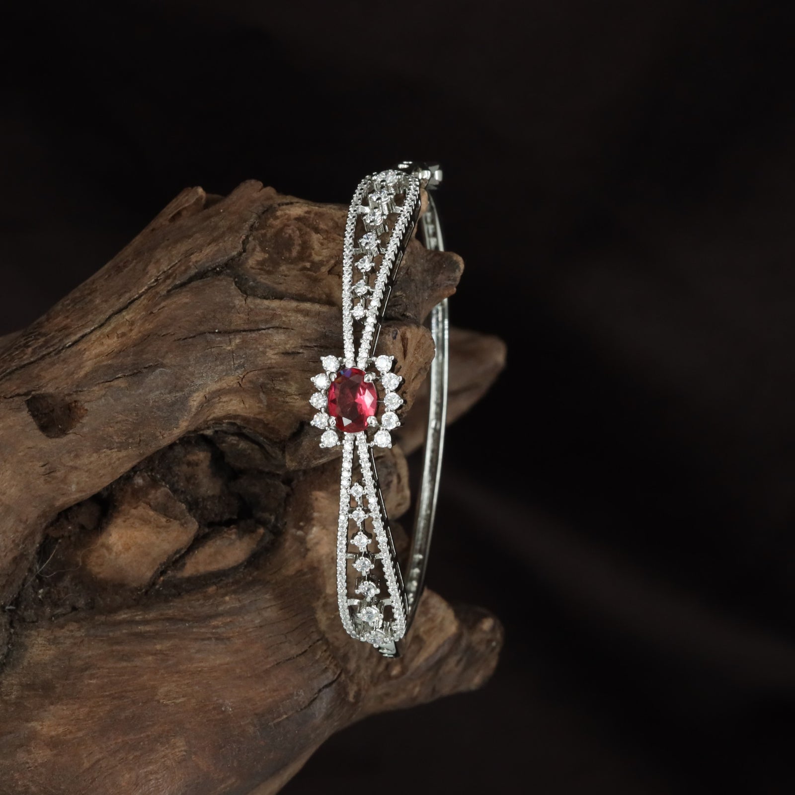 Ripple Spine Kada with Balanced Floral Layout