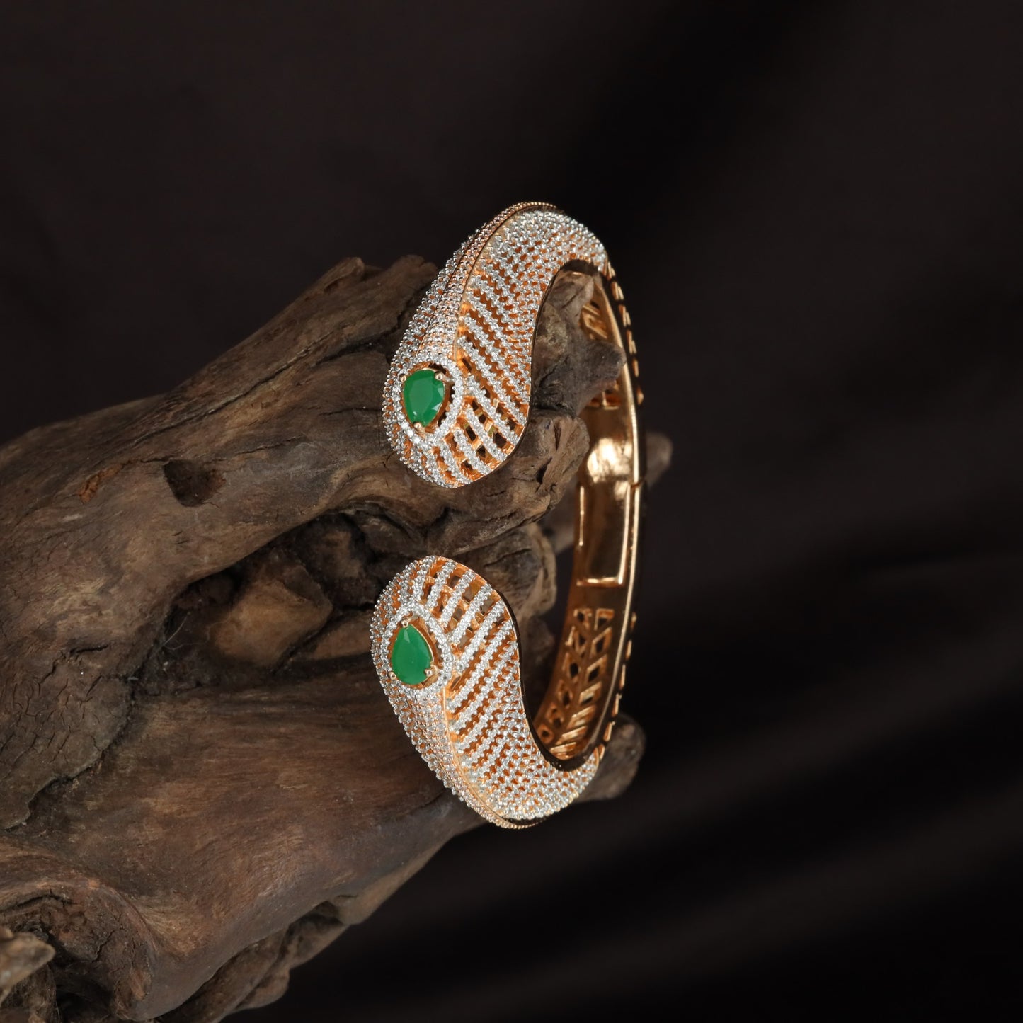 Radiant Weave Kada with Twin Oval Centre Accents