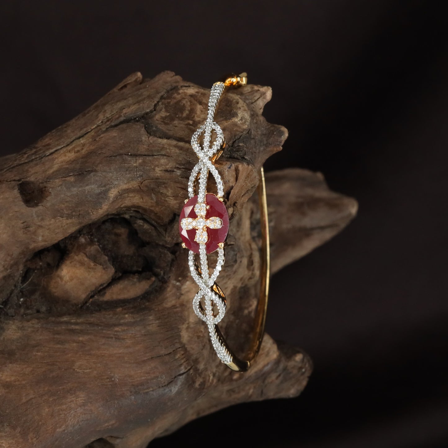 Domed Swirl Kada with Structured Side Styling