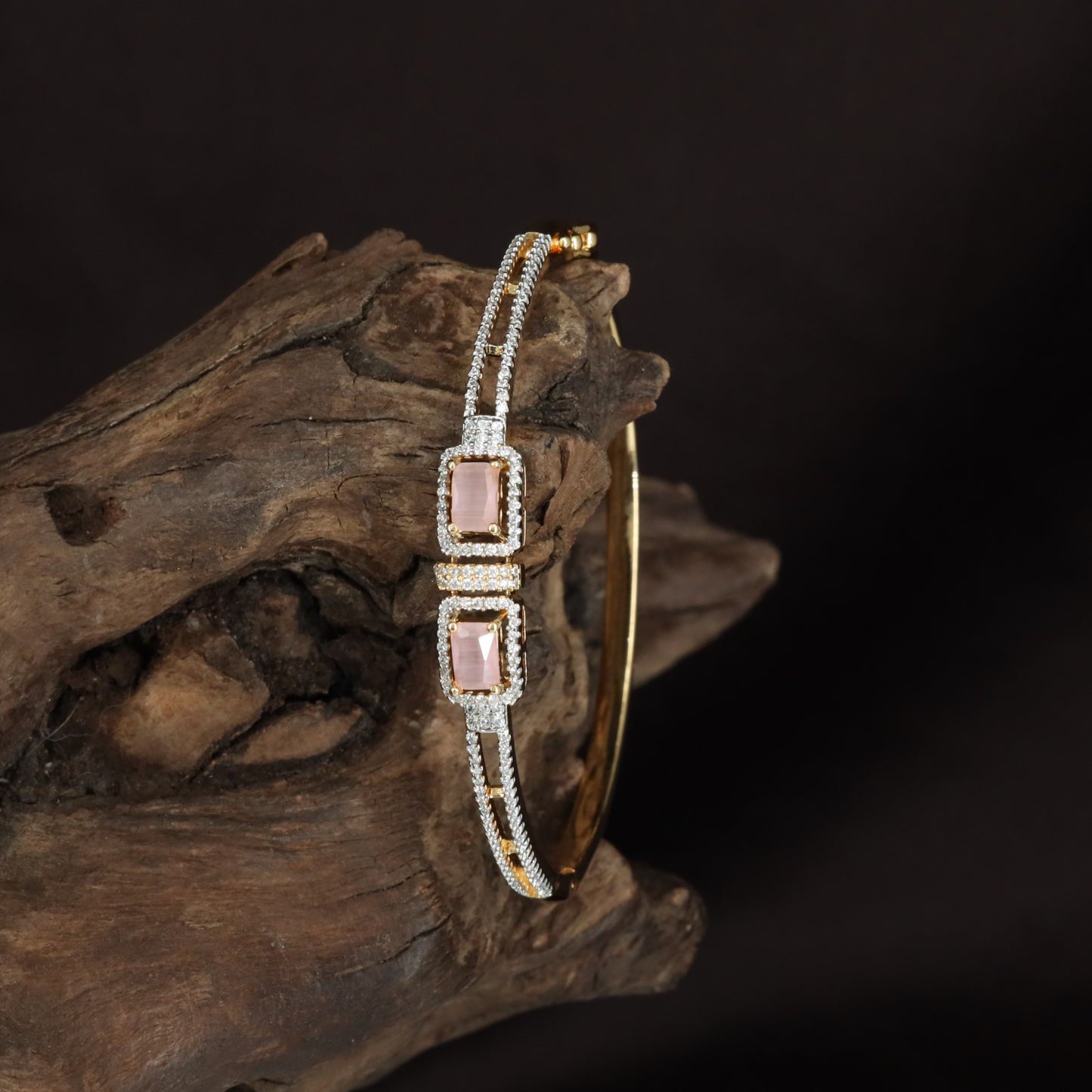Twin Frame Kada with Rectangular Centre Detailing