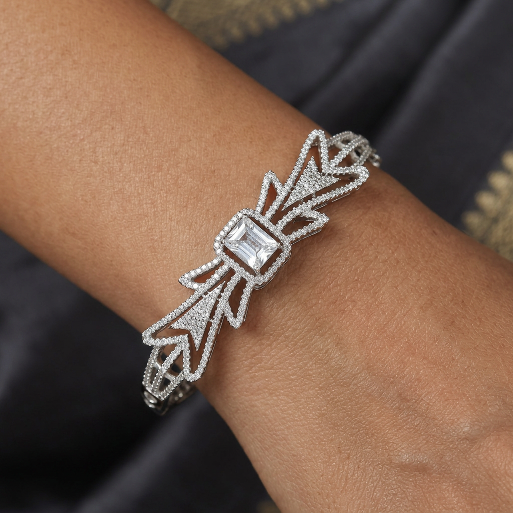Ribbon Knot Kada with Square Halo Centrepiece