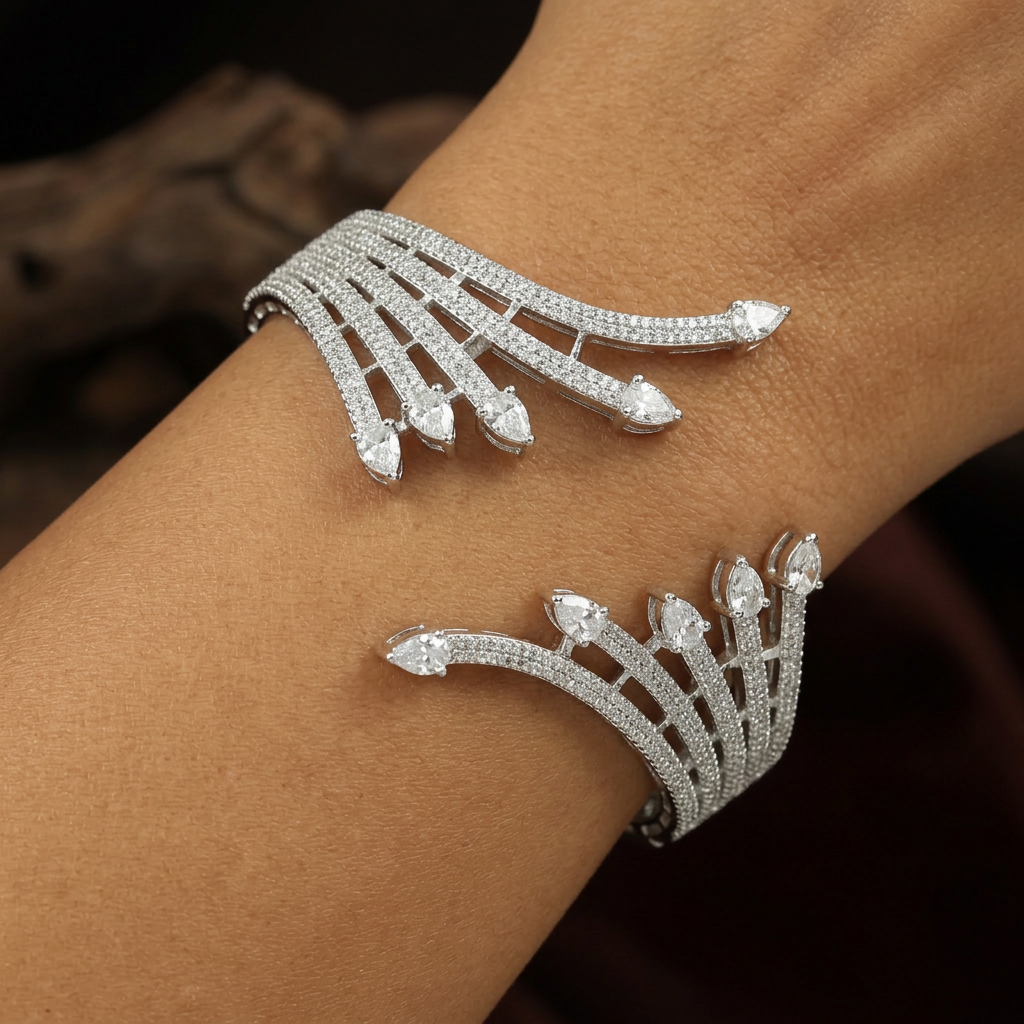 Signature Arc Motif Kada with Multi Layer Open Framework