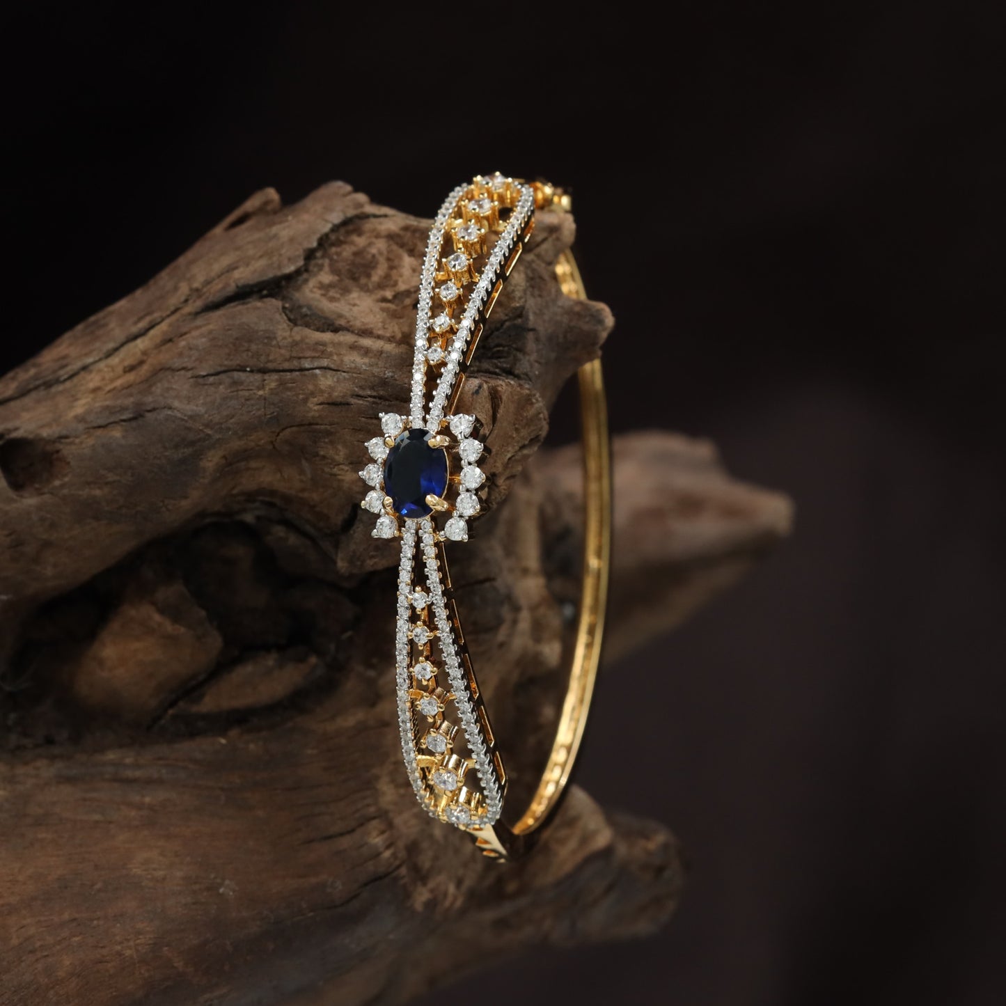 Floral Leaf Arrangement Kada with Structured Oval Accent