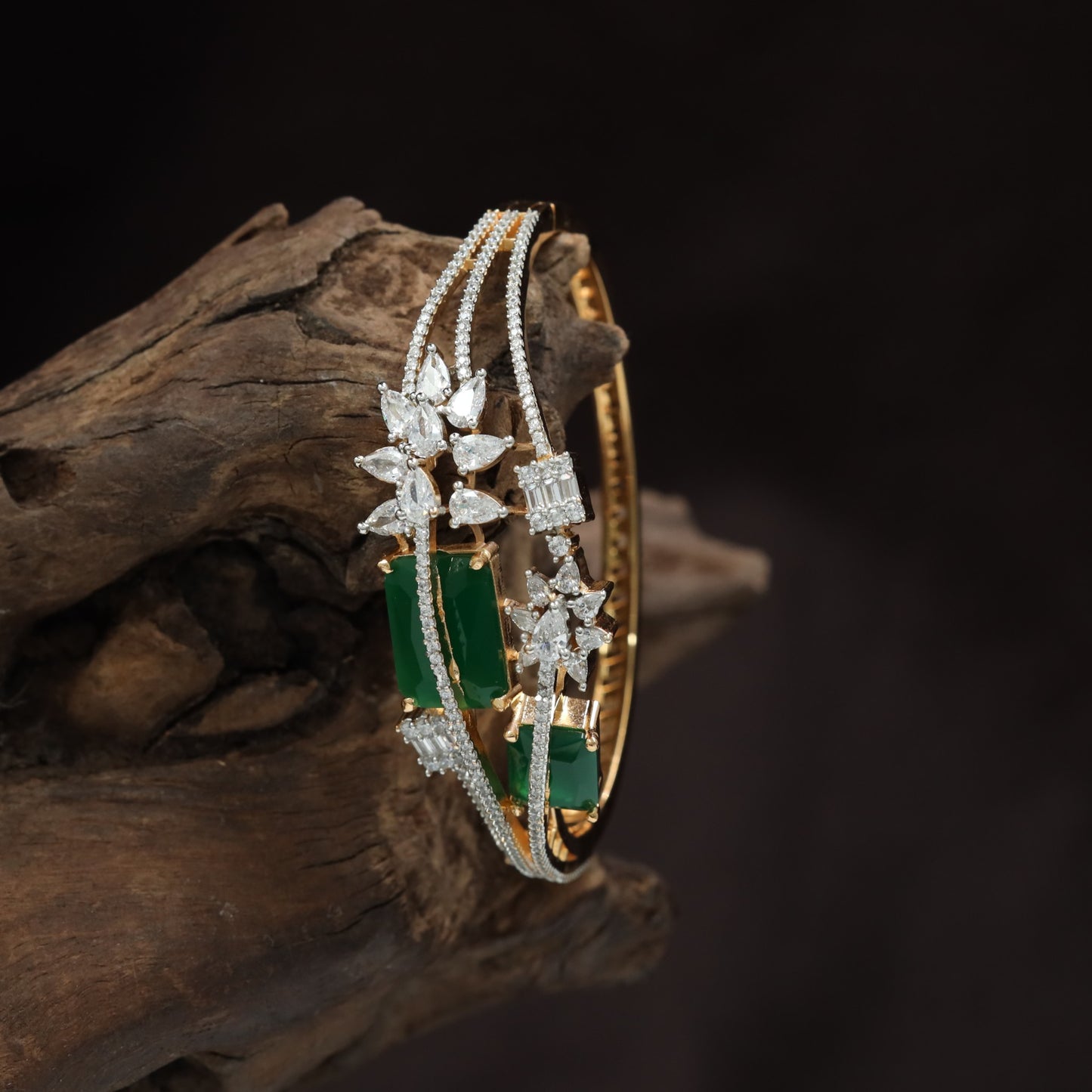 Floral Star Motif Kada with Structured Frame Design