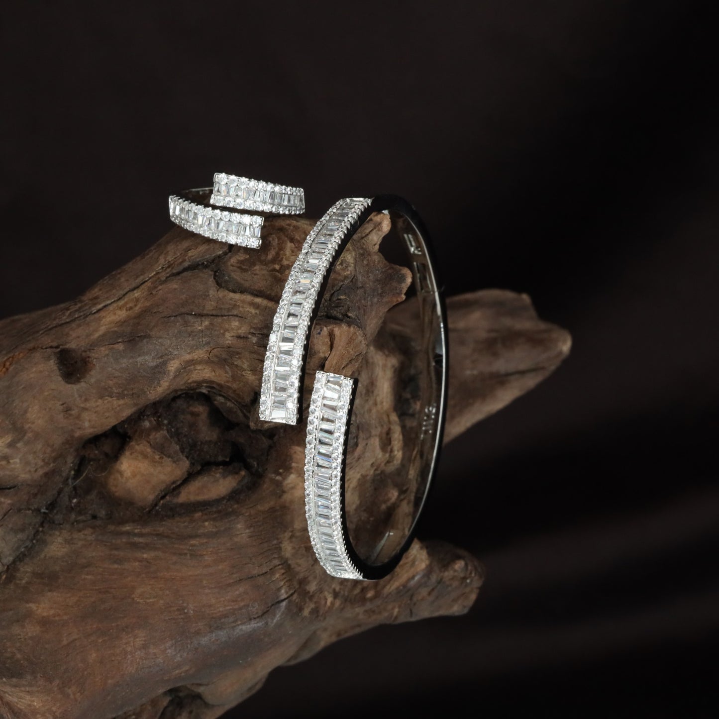 Crescent Bar Kada with Attached Finger Ring and Parallel Line Detailing