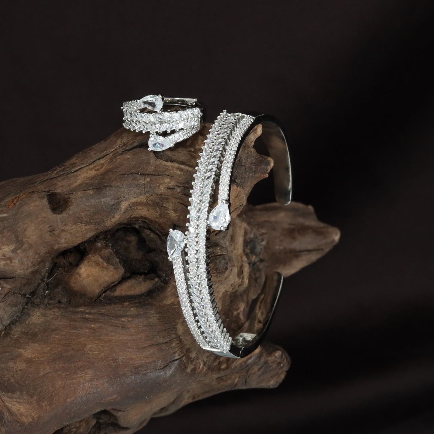 Mystelle Twin Band Kada with Refined Crystal Ring Design