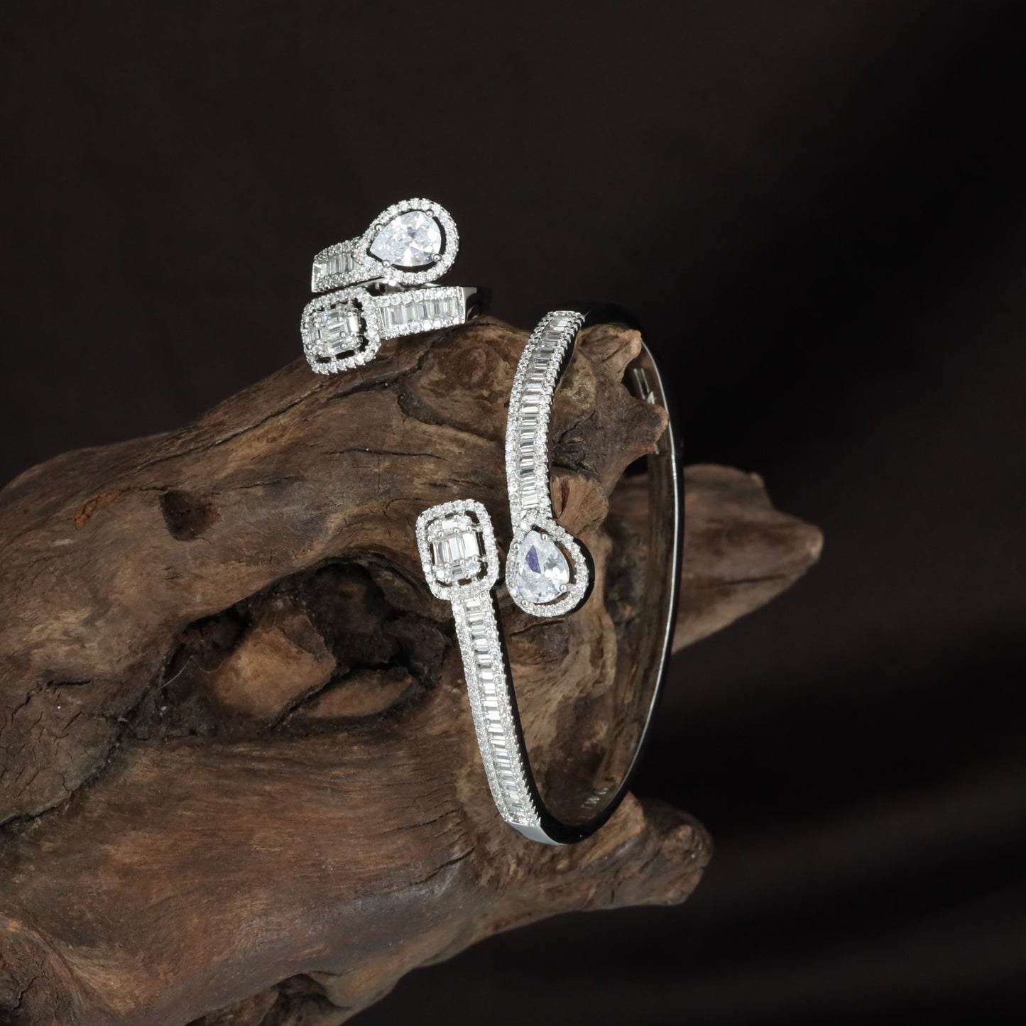 Aurestone Twin Panel Kada with Matching Finger Ring