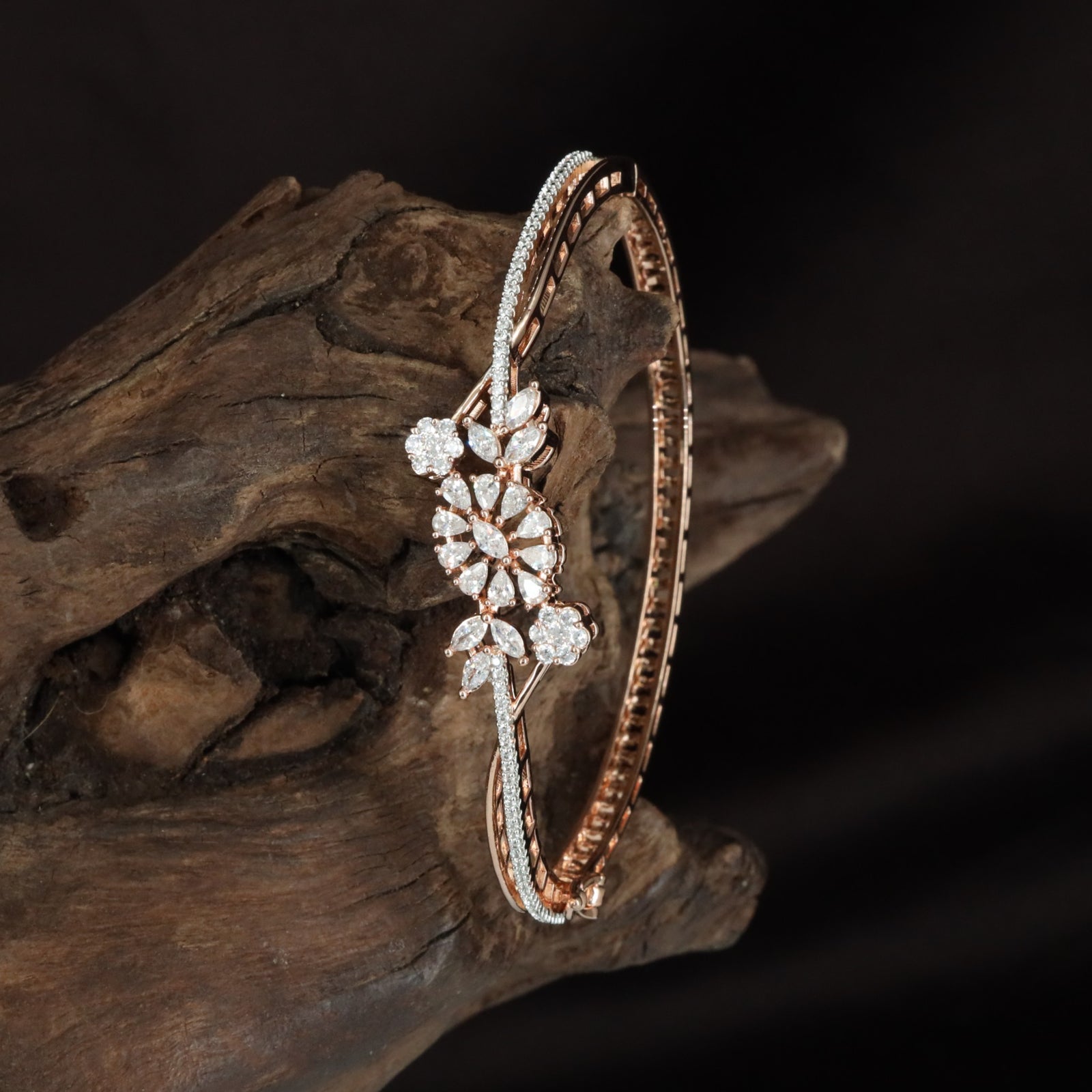 Classic Floral Frame Kada with Structured Stone Work