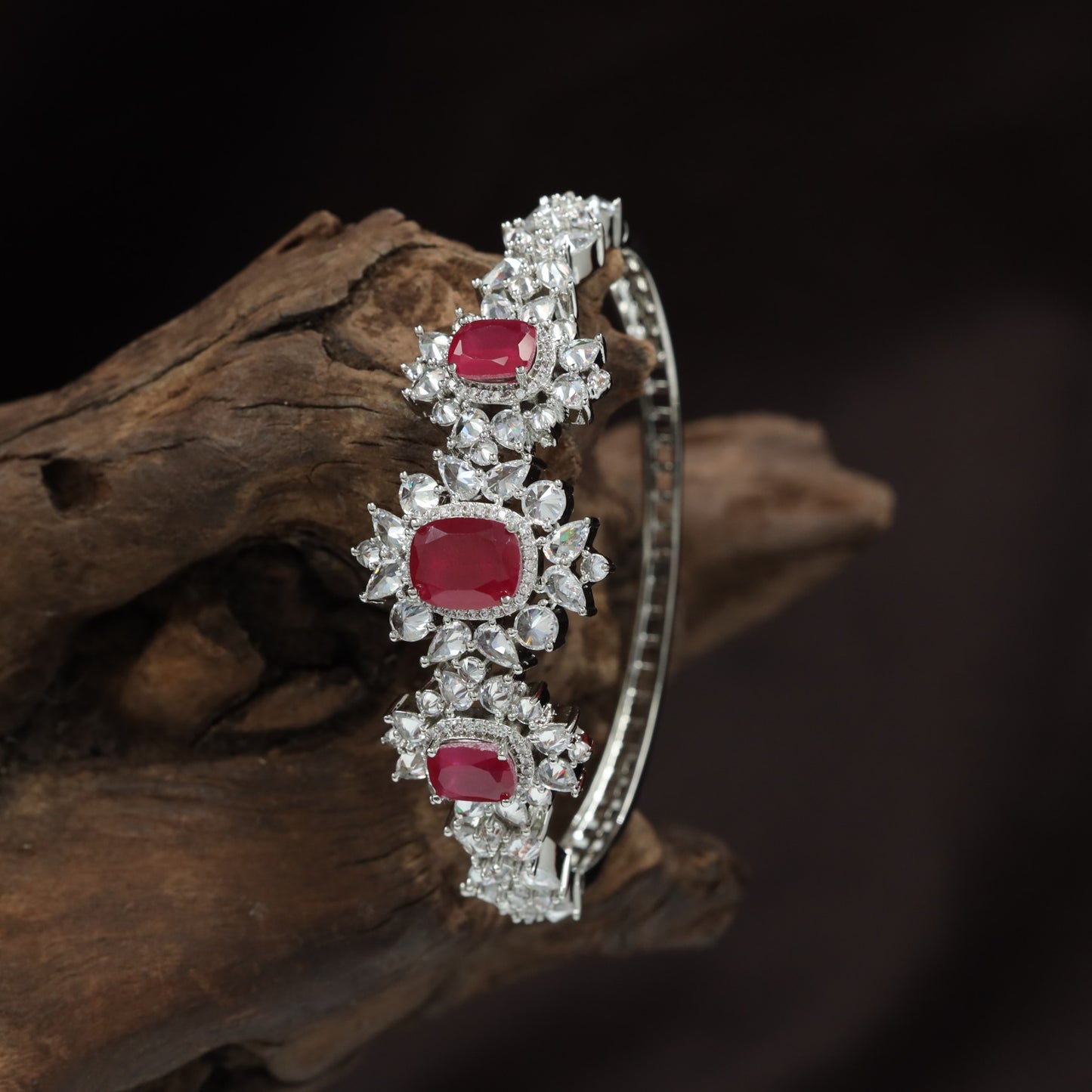 Floral Connector Kada with Graduated Oval Centre Arrangement