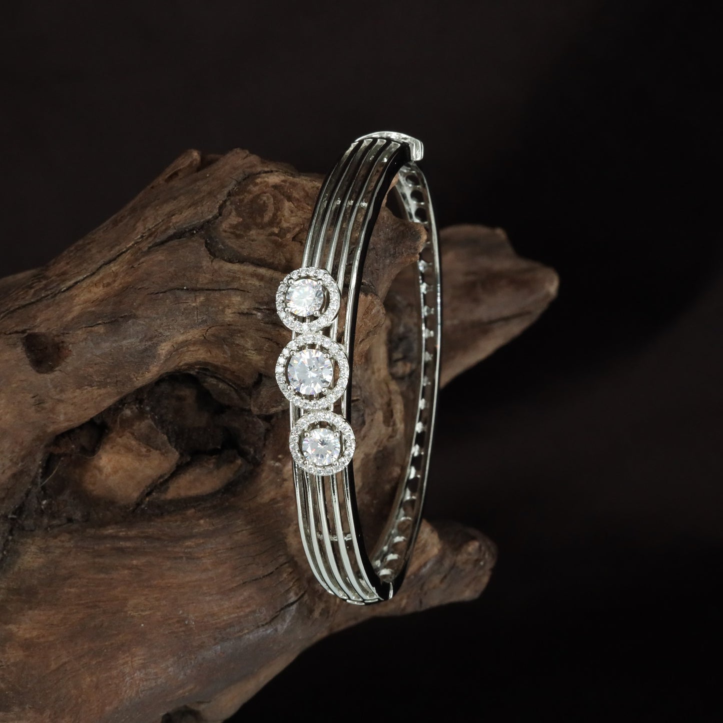 Floral Ring Narrow Band with Parallel Line Detailing