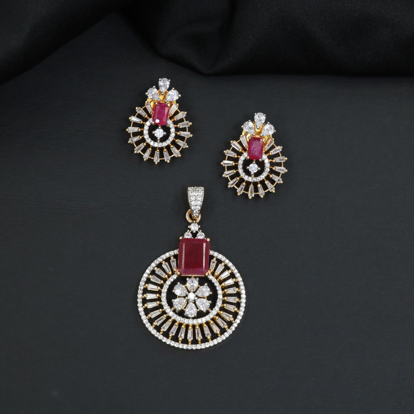 Classic circular pendant set with detailed medallion styling