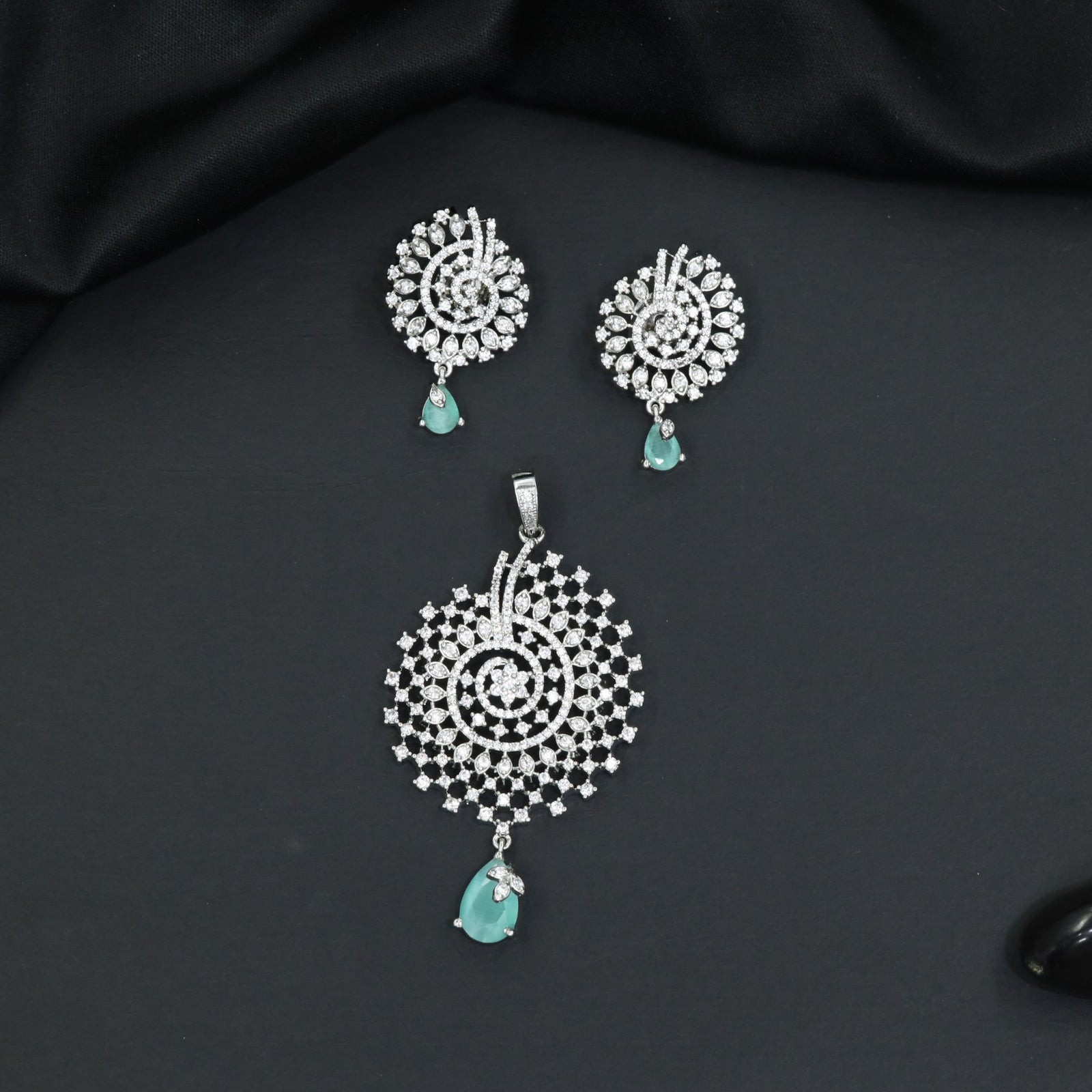 Elegant flower pendant set with concentric floral construction and statement medallion design
