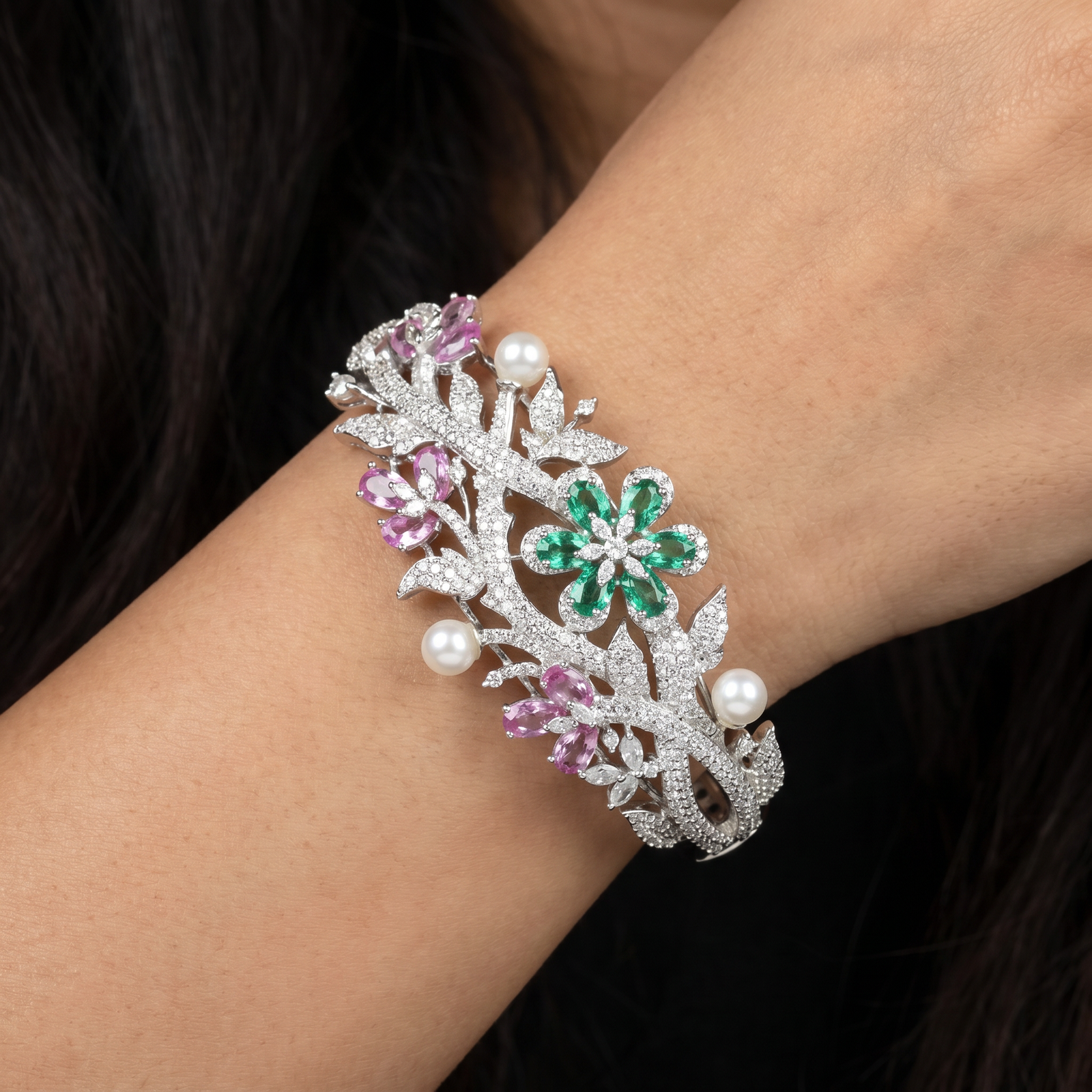 Decorative Floral Kada with Leaf and Blossom Detailing