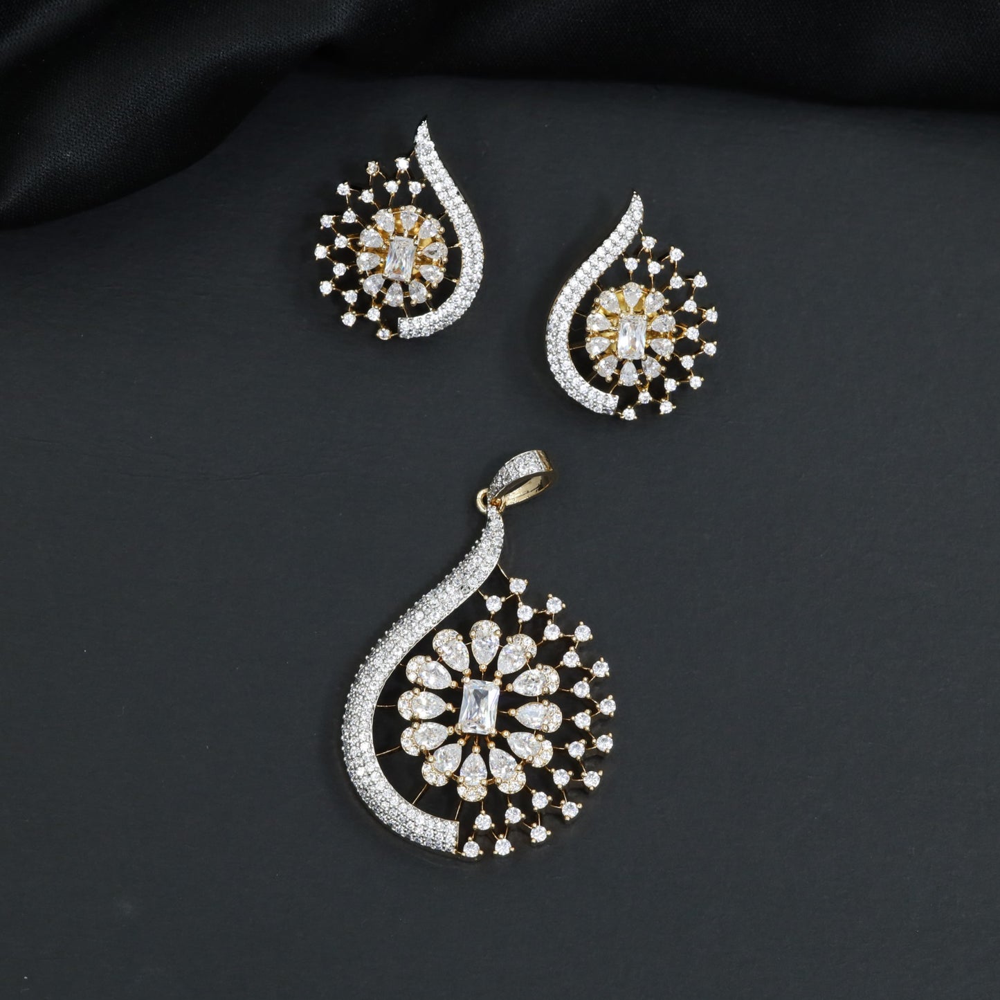 Floral Statement Pendant Set with Sparkle Burst Styling