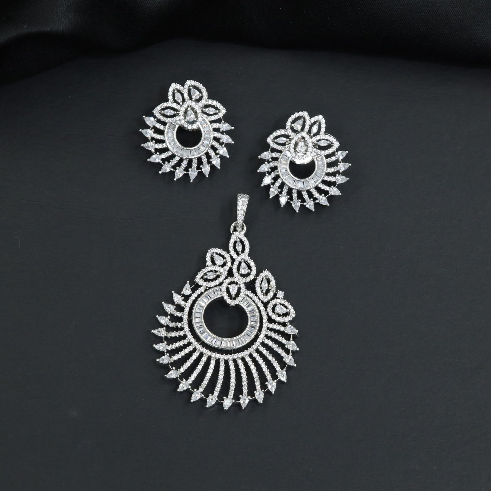 Sunburst Floral Pendant Set with Open Circle Design