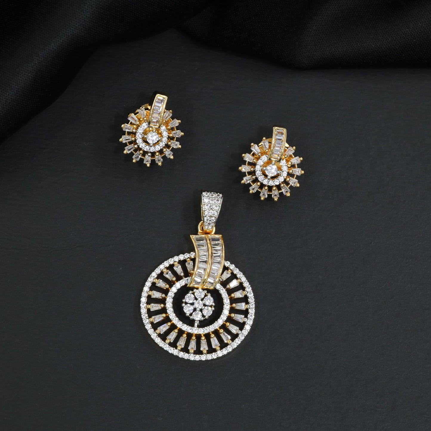 Contemporary Circular Pendant Set with Bloom Cluster Center