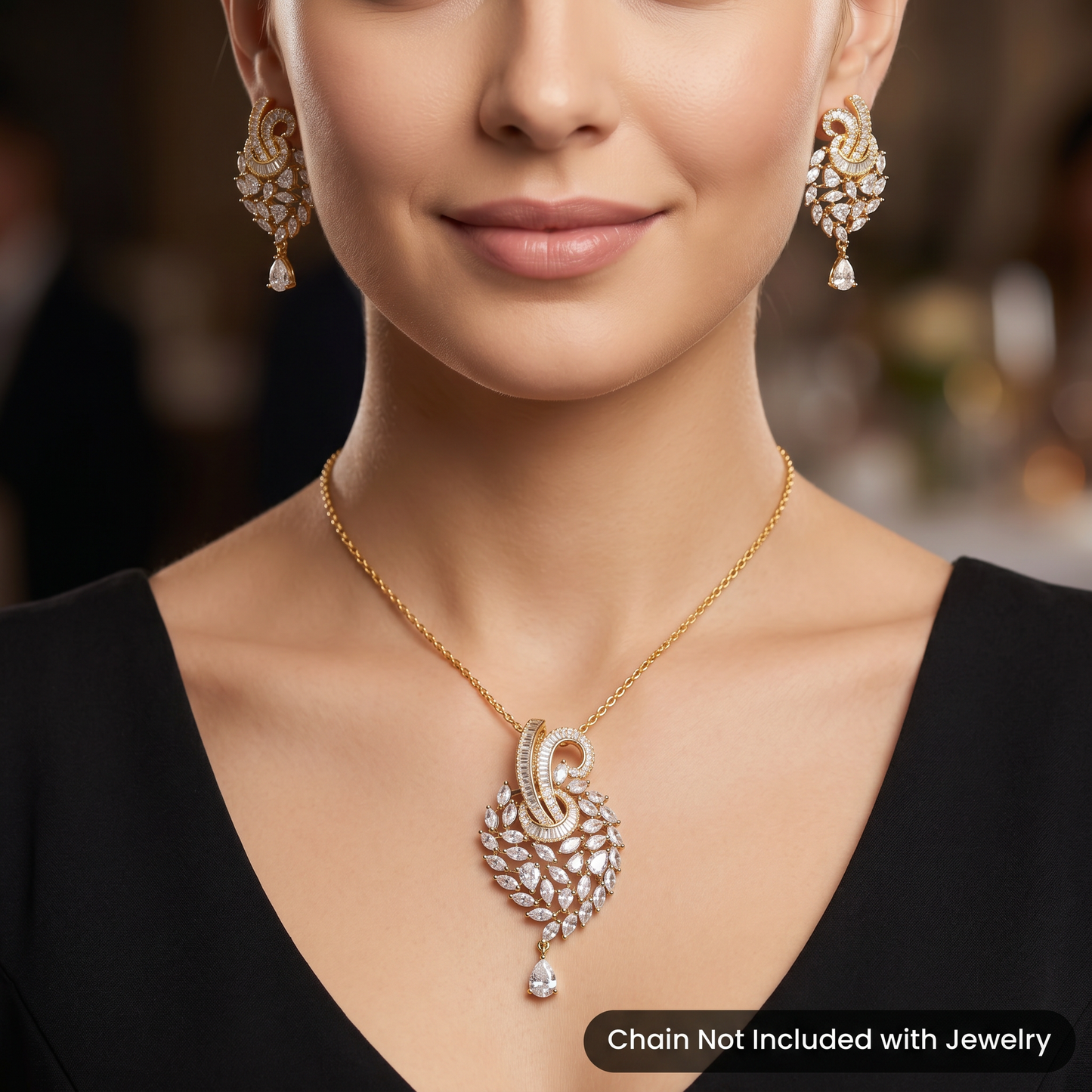 Designer Pendant Set with Curved Openwork Craftsmanship