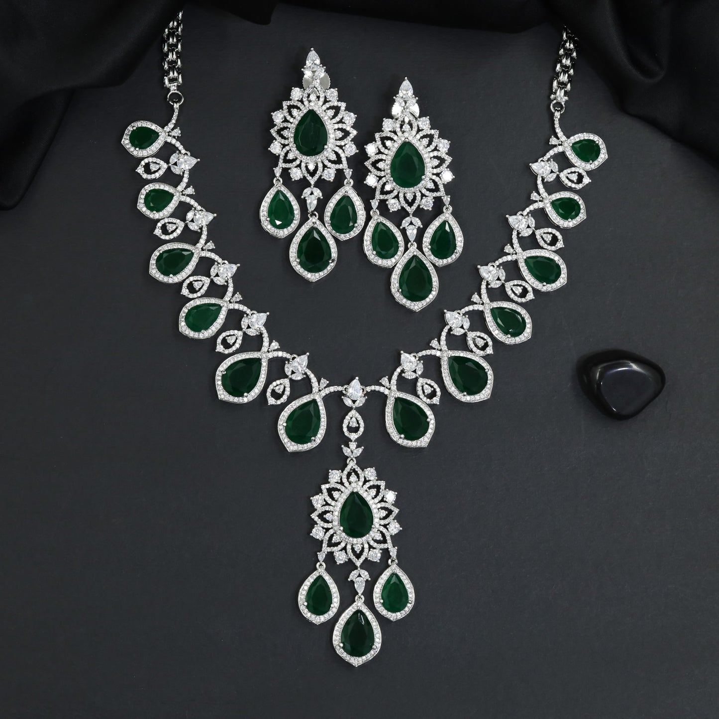 Heritage Garland Rhodium Necklace Set with Cascading Drop Styling