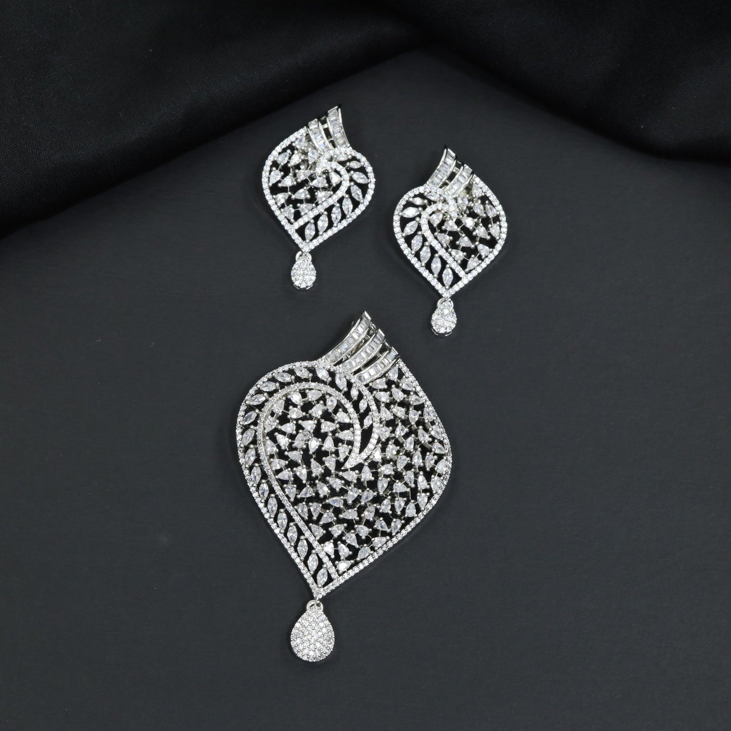 Paisley Pendant Set with Openwork Floral Detailing