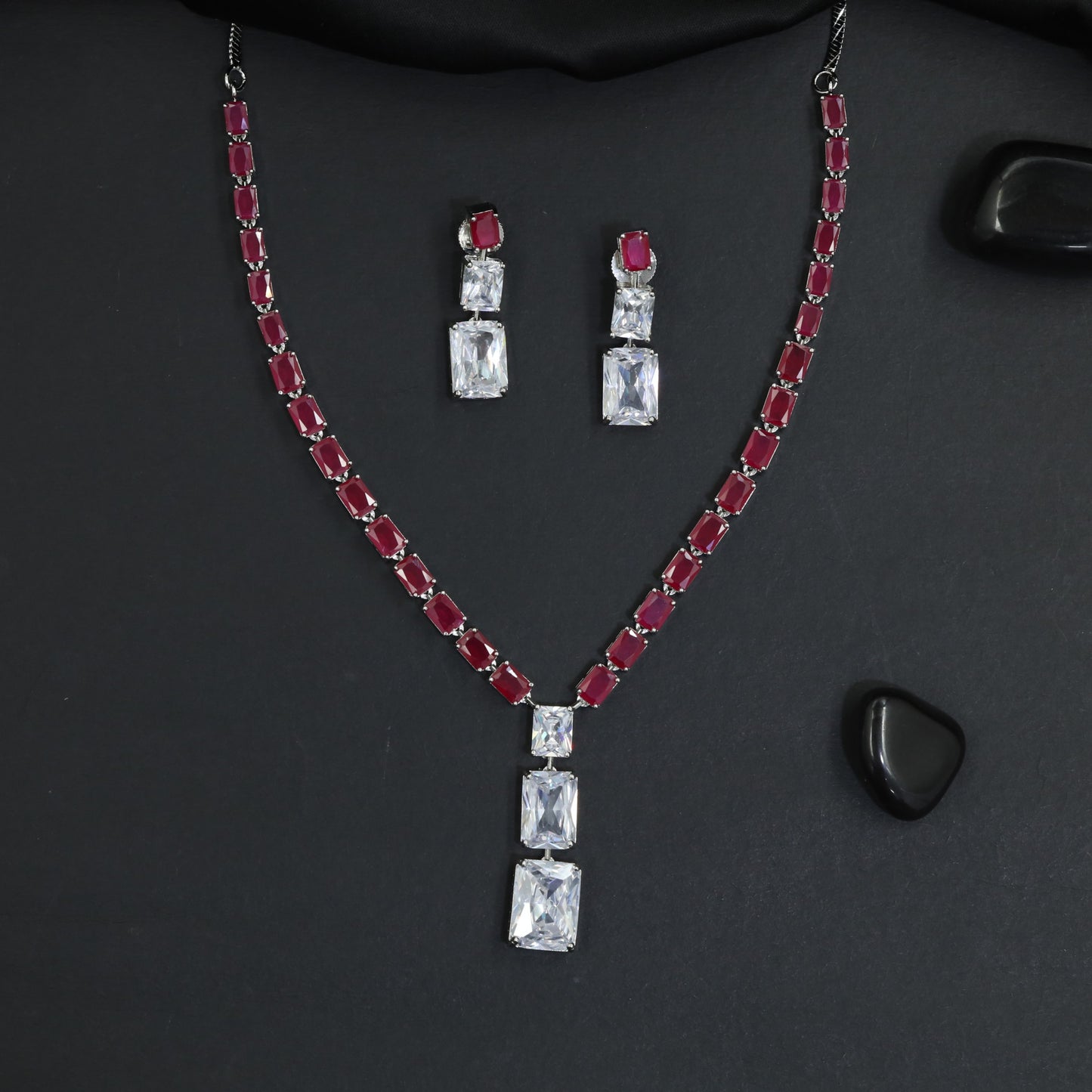 Signature Art Deco Rhodium Necklace Set with Structured Styling