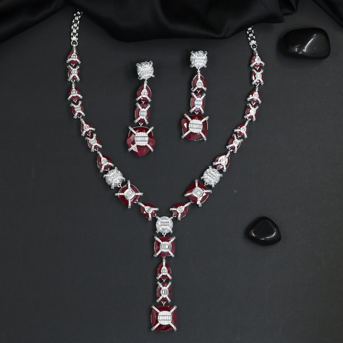 Regal Art Deco Rhodium Necklace Set with Drop Pendant Centrepiece