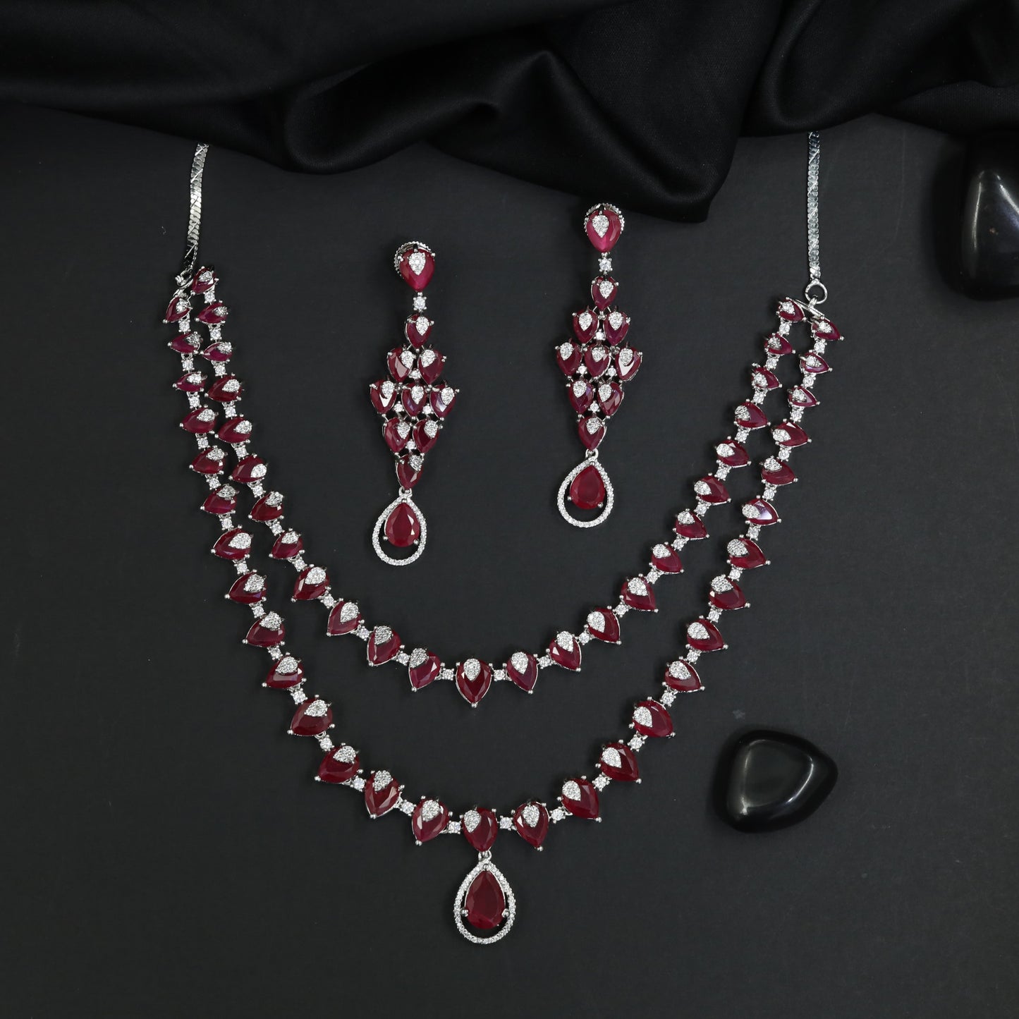 Majestic Gj necklace with cascading gemstone brilliance
