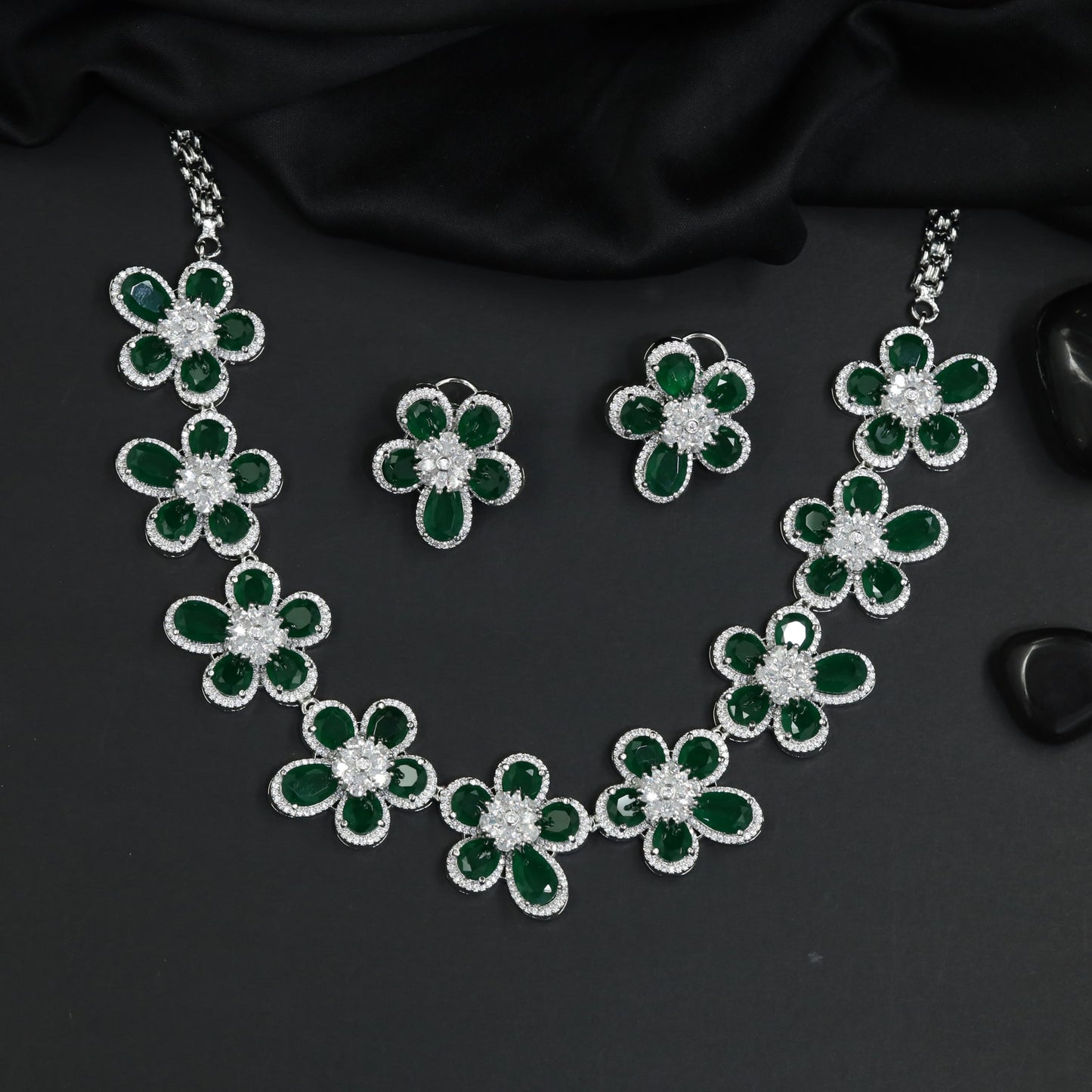 Bridal rhodium necklace showcasing alternating floral links