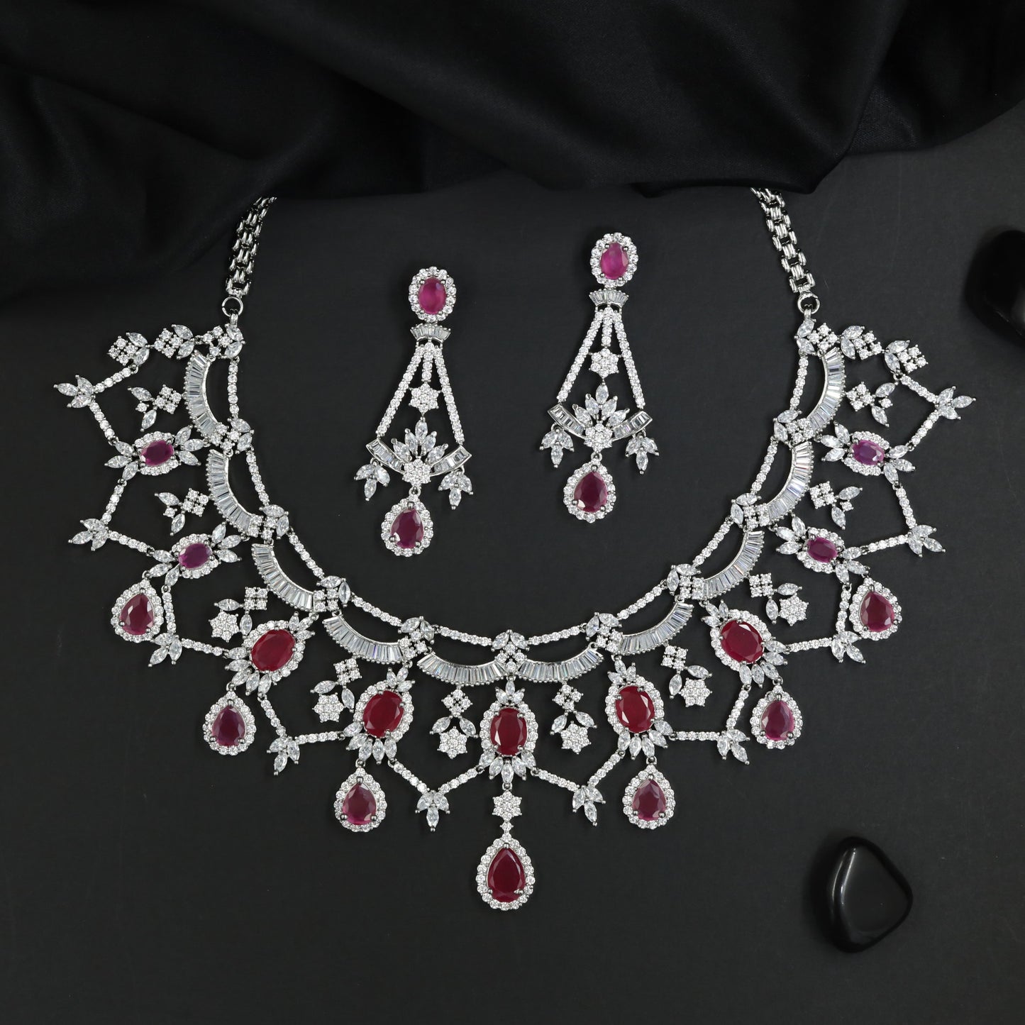 Festoon Pattern Rhodium Necklace Set with Drop Accents