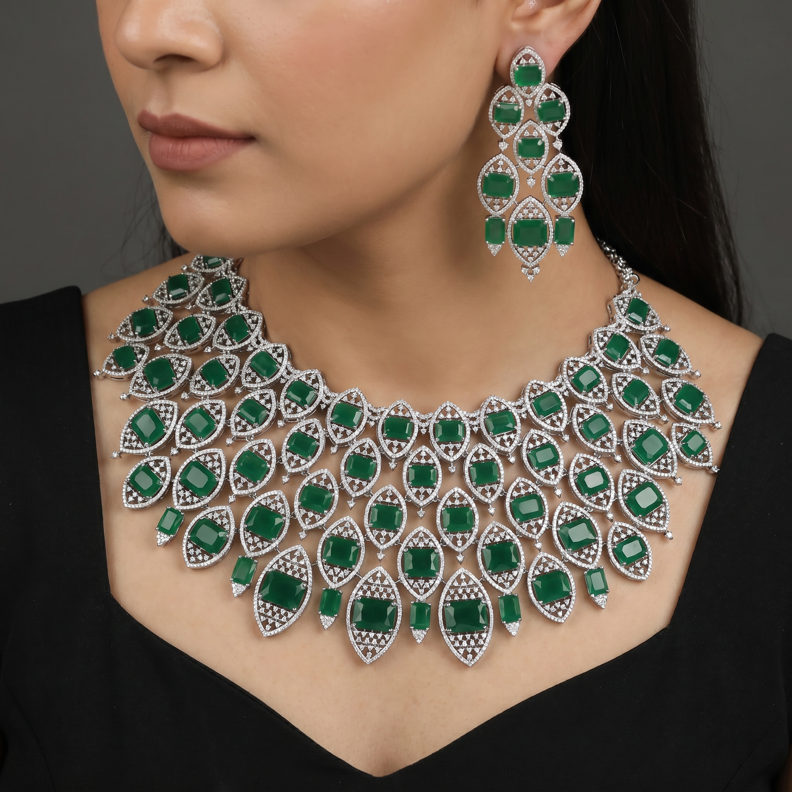 Festoon Style Necklace Set with Linked Pear Motifs