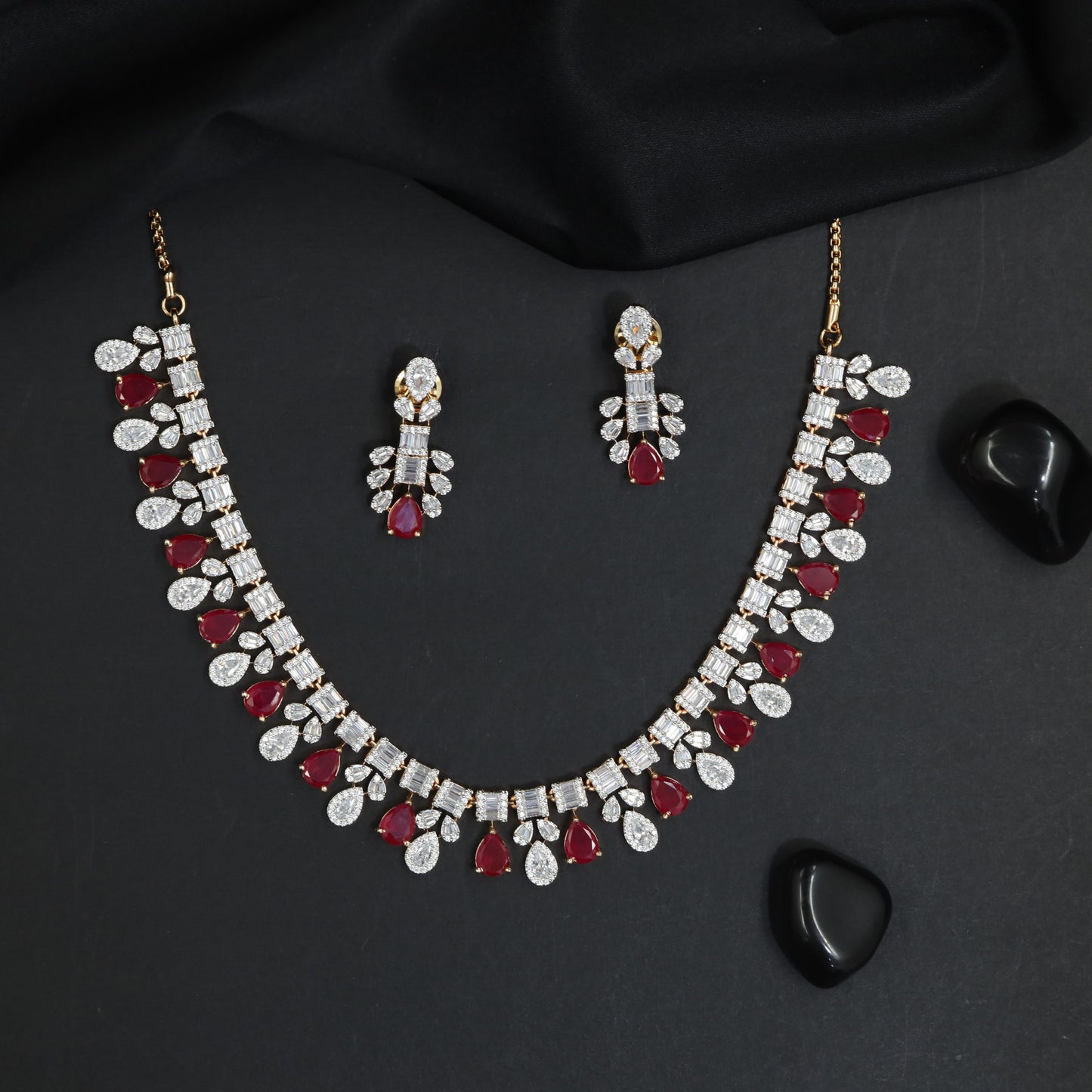 Necklace Set Featuring Decorative Drop Silhouette