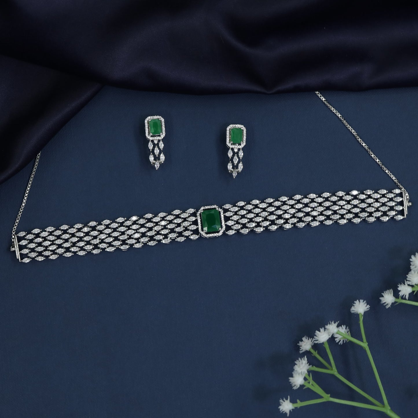 Rhodium Choker with Interwoven Link Construction and Statement Centerpiece