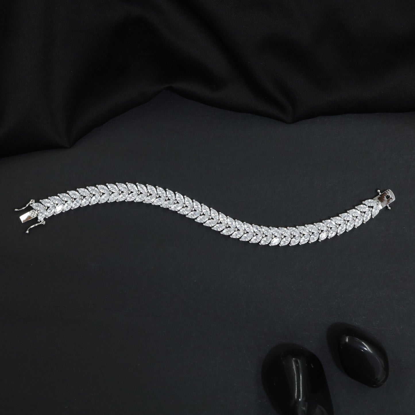Rhodium Bracelet with Interlocking Leaf Pattern