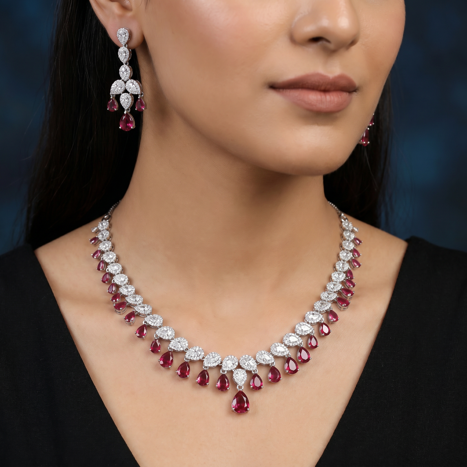 Pear drop fringe necklace with scalloped station design