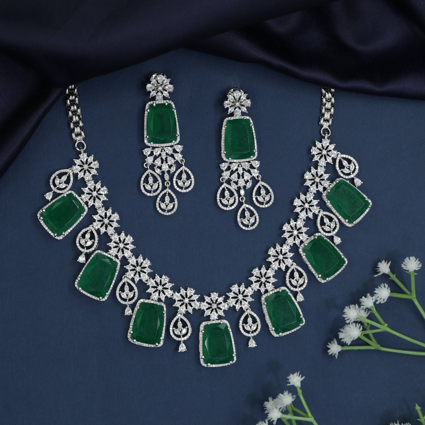 Gallery Frame Necklace with Festoon Medallion Border