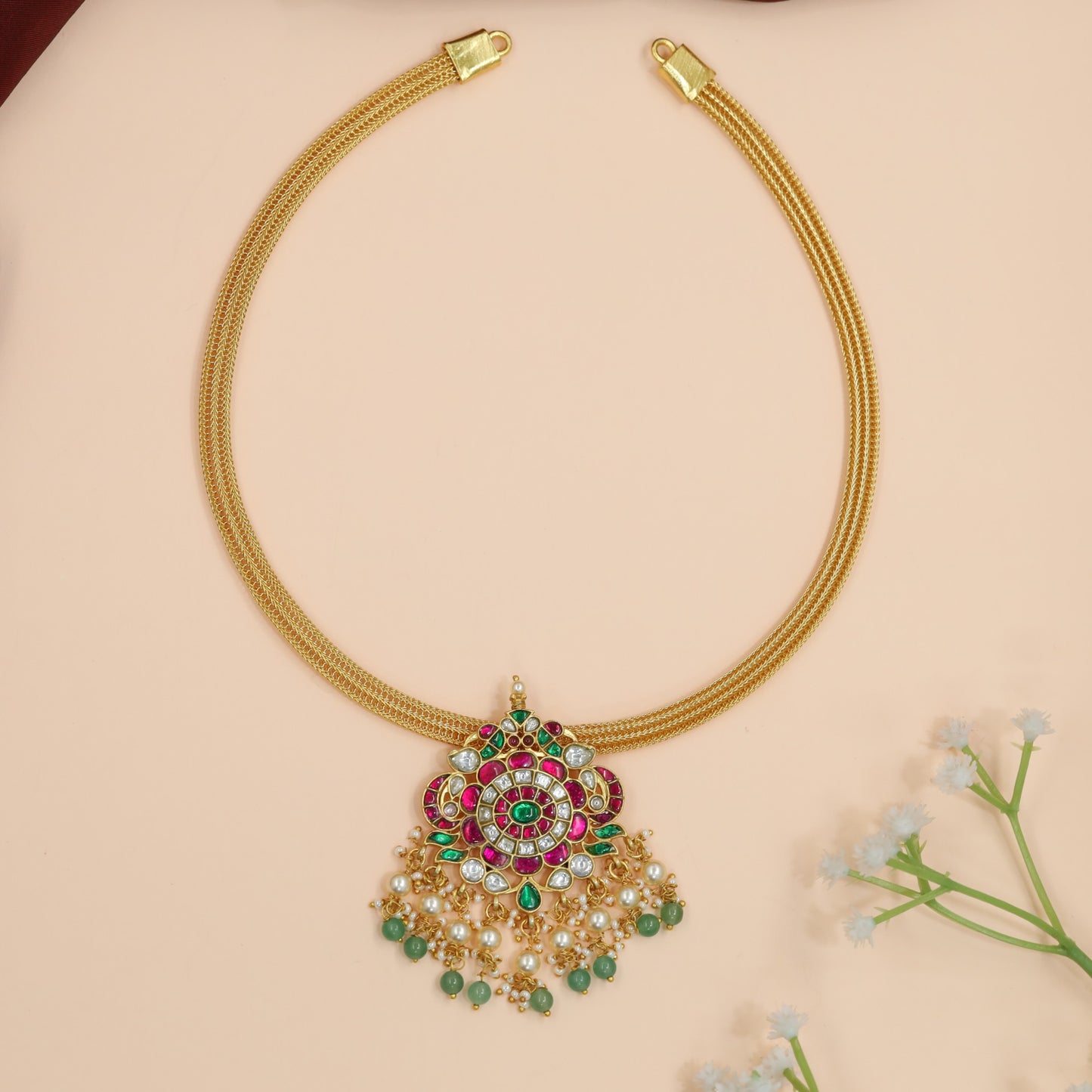 Jadau Necklace Chain with Circular Medallion Drop Pendant