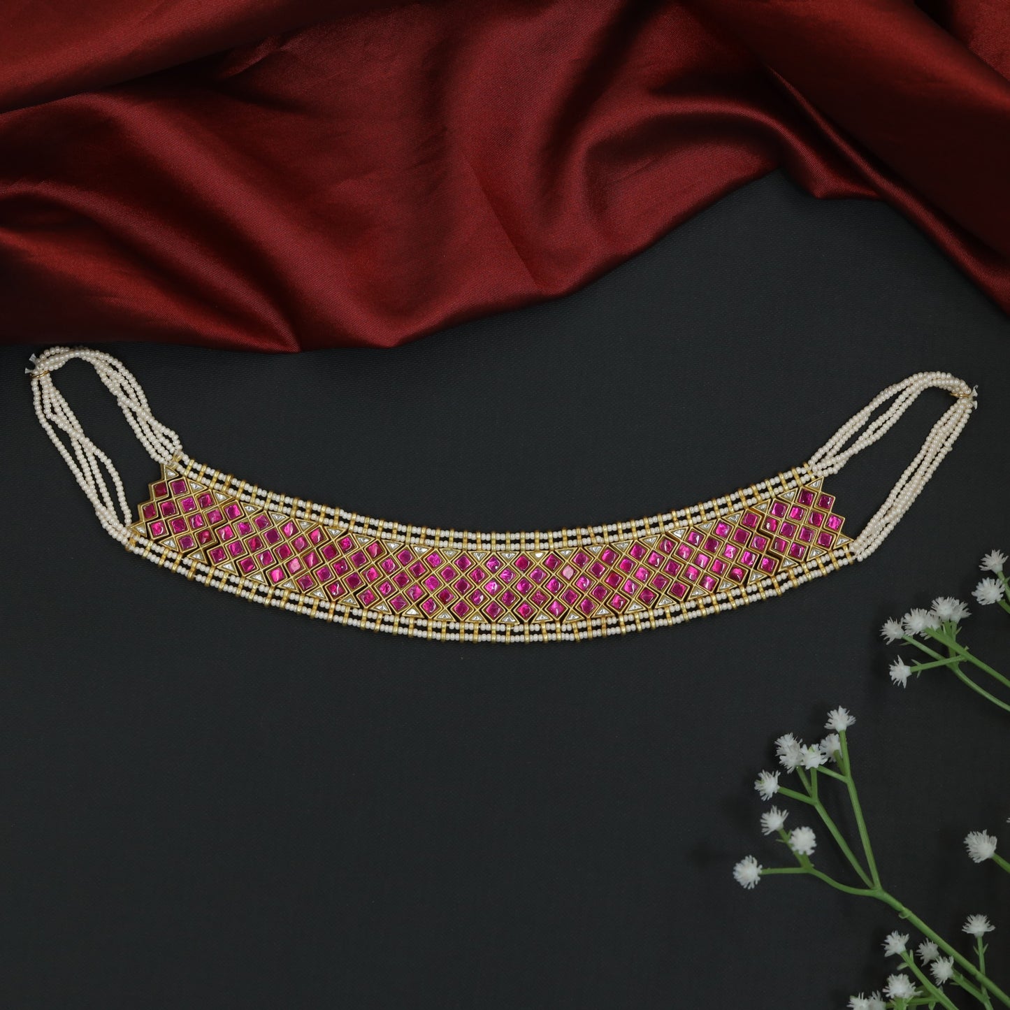 Diamond Grid Jadau Choker with Lattice Pattern Collar Design