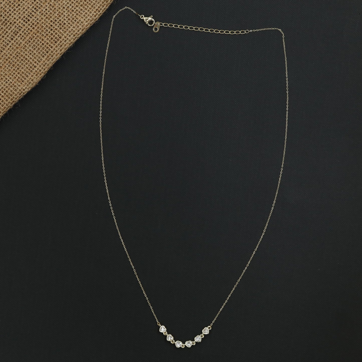 Heart cluster fancy chain with delicate station detailing