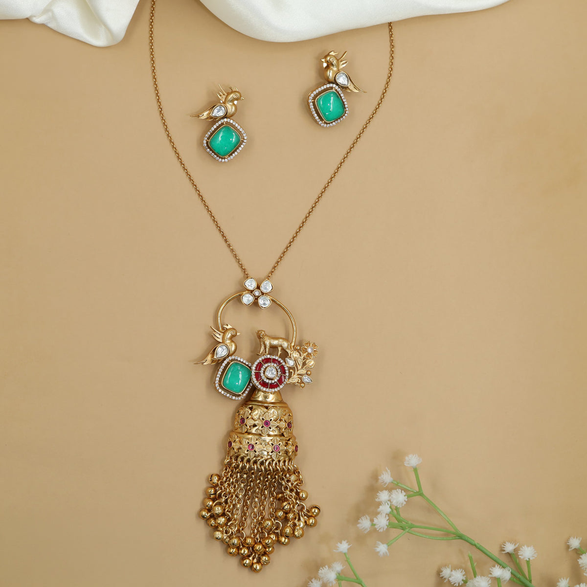 Heritage Kundan Chain with pendant with tiger and parrot accents