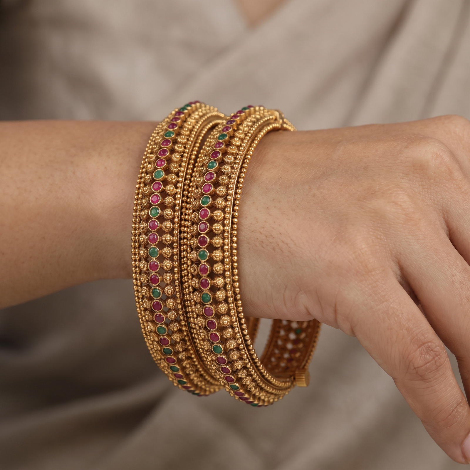 Antique Wedding Bangles with Classic Heritage Detailing