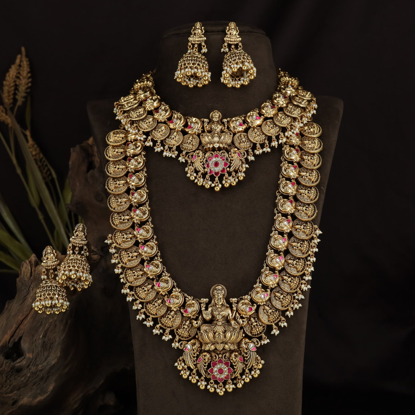Signature Antique Combo Set with Lakshmi Heritage Craftsmanship