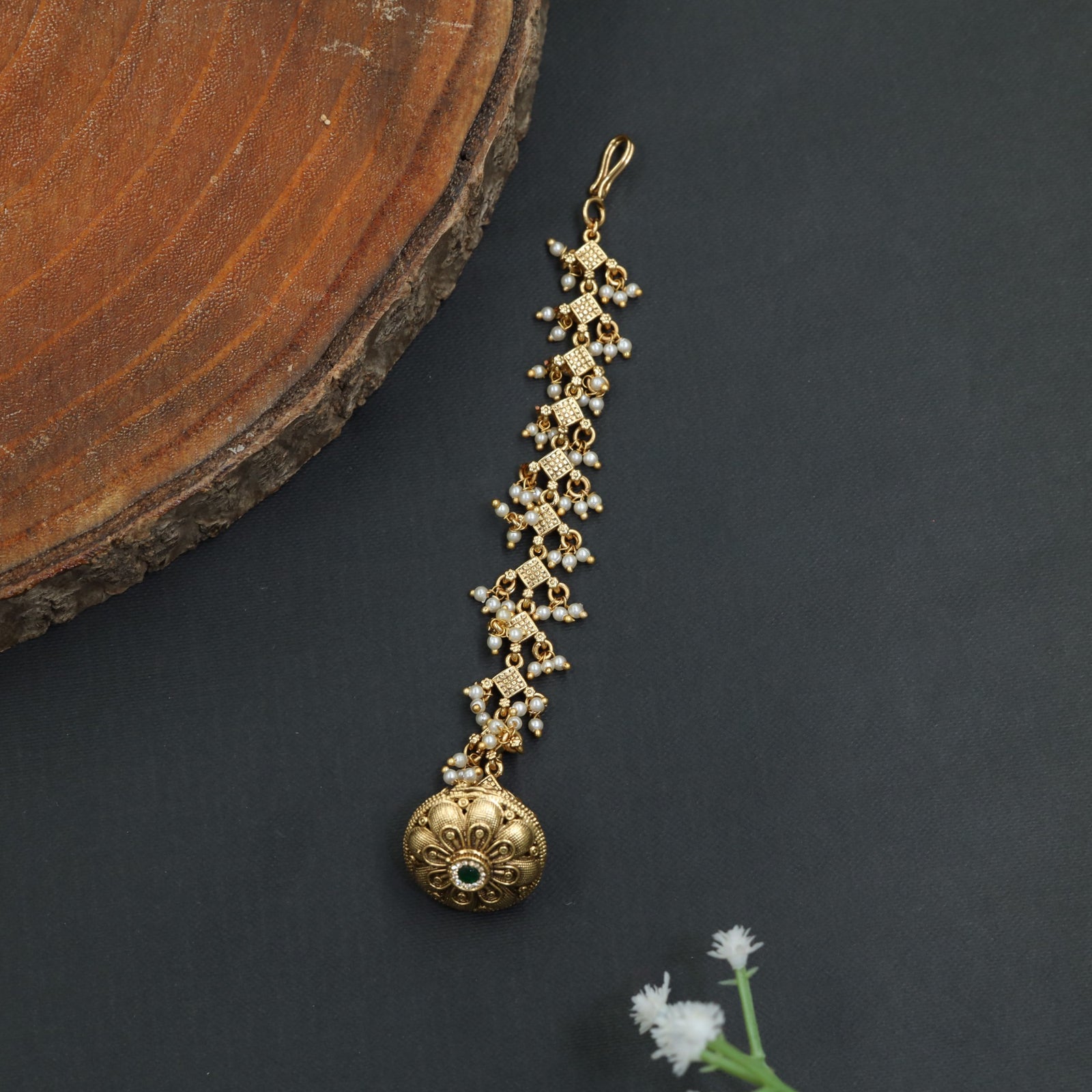 Grand Antique Tikka with Ornate Dome and Pearl Detailing