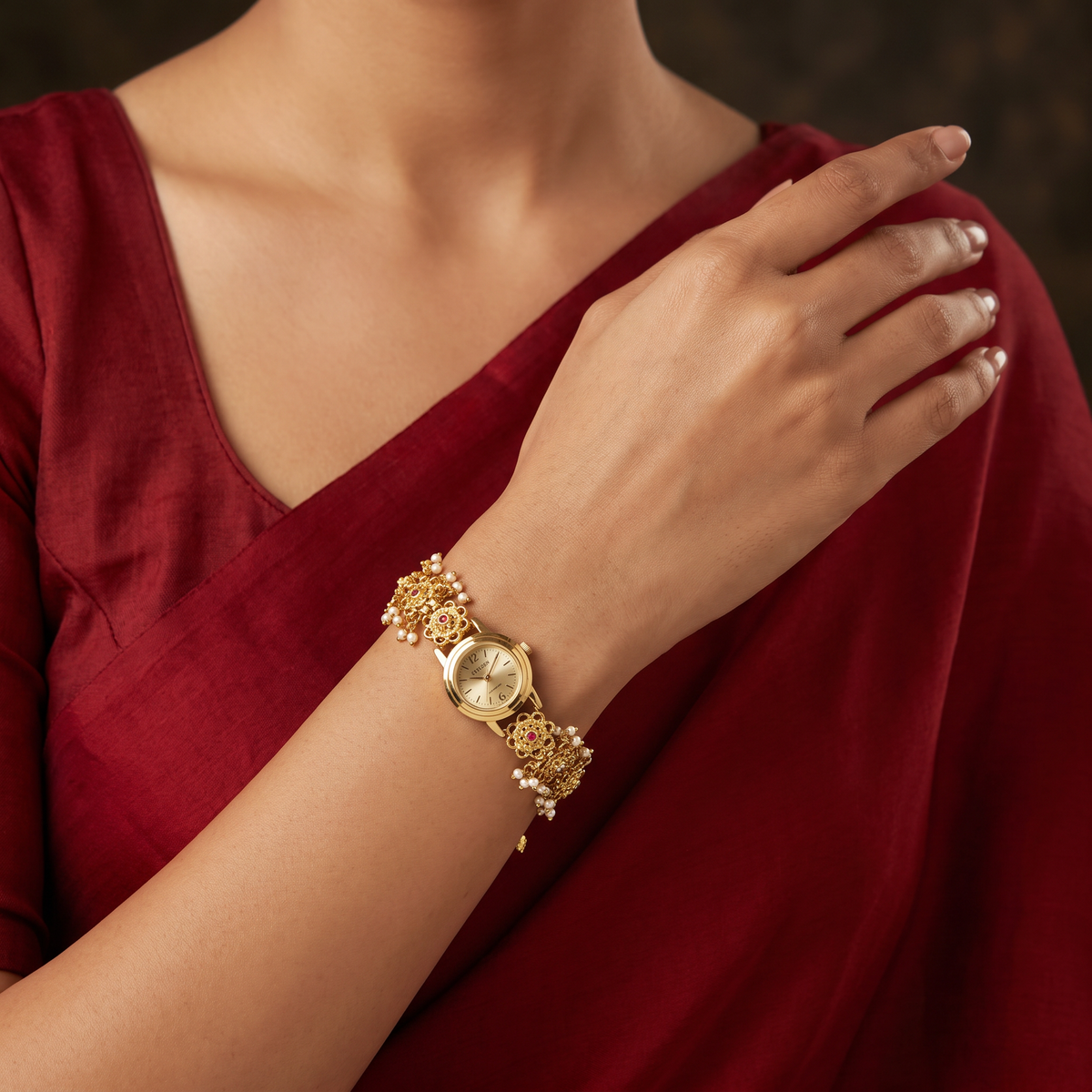 Noble Heritage Kundan Watch with Floral Openwork Bracelet