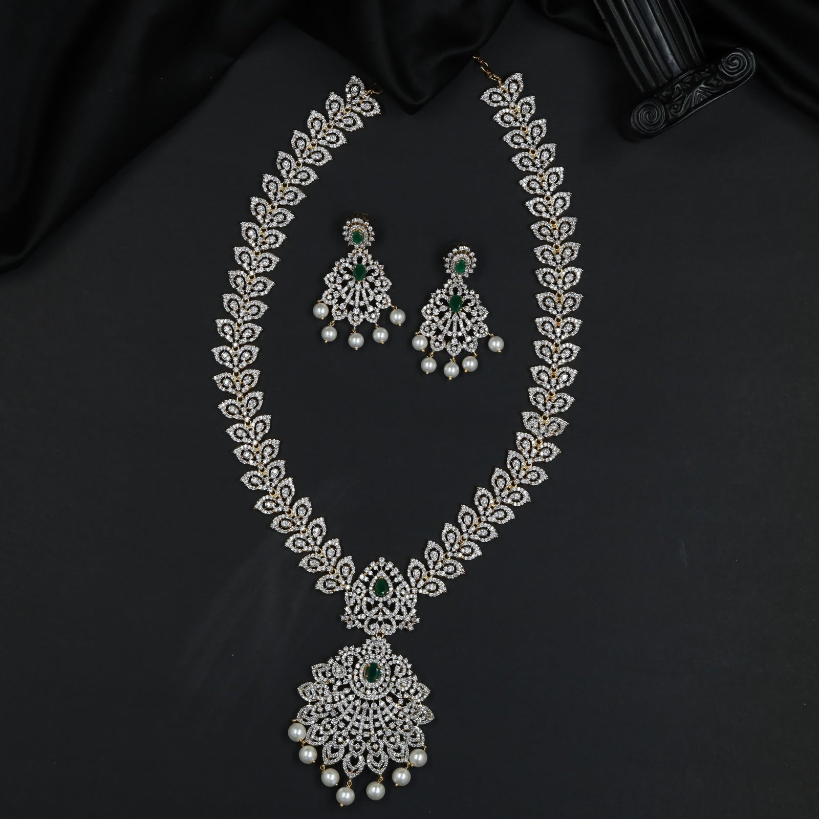 Luxury GJ Long Haara Crafted with Intricate Leaf Motifs and Statement Pendant