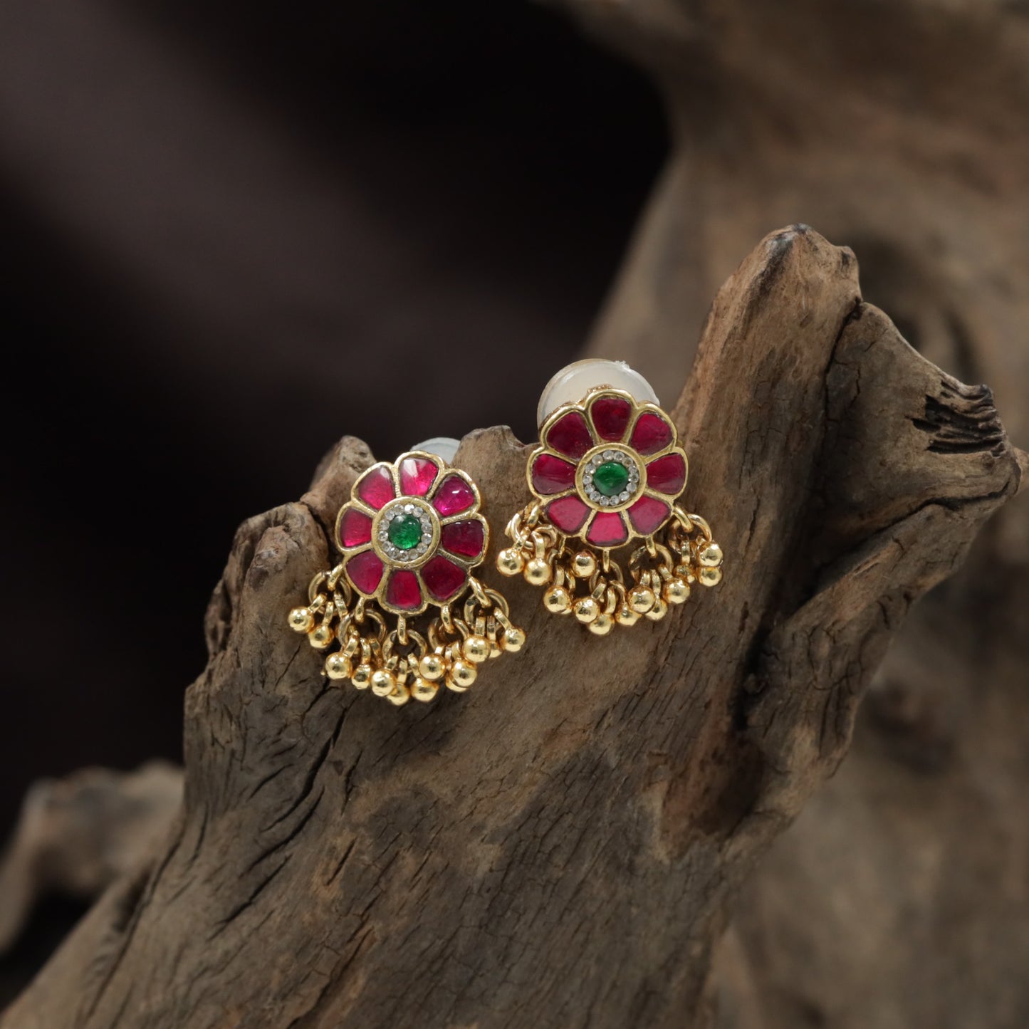 Statement Floral Antique Stud with Intricate Petal Craftsmanship