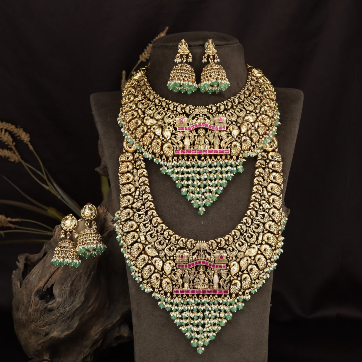 Lakshmi Antique Combo Set with Repeating Scrollwork and Drop Details