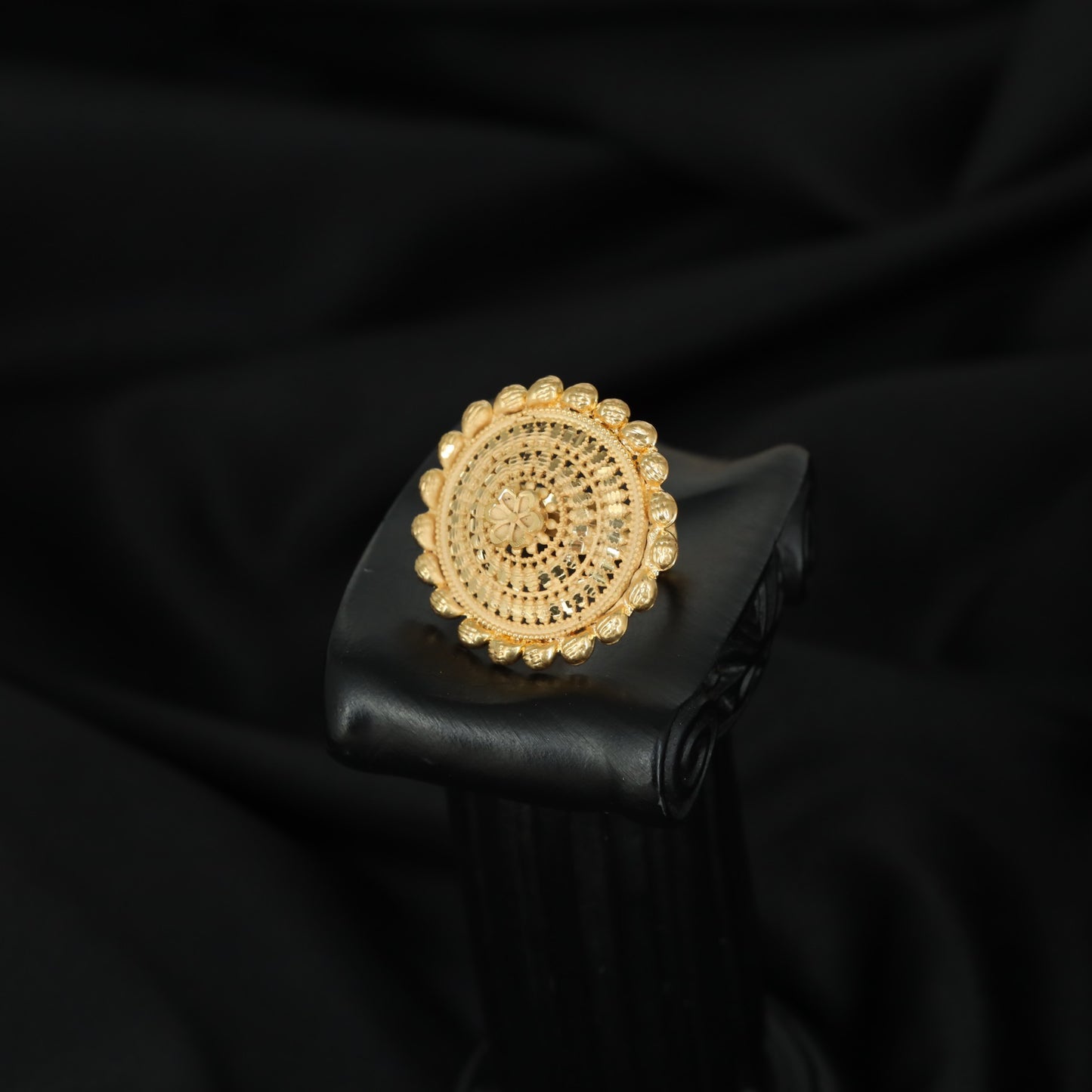 Concentric Floral Filigree Forming Finger Ring