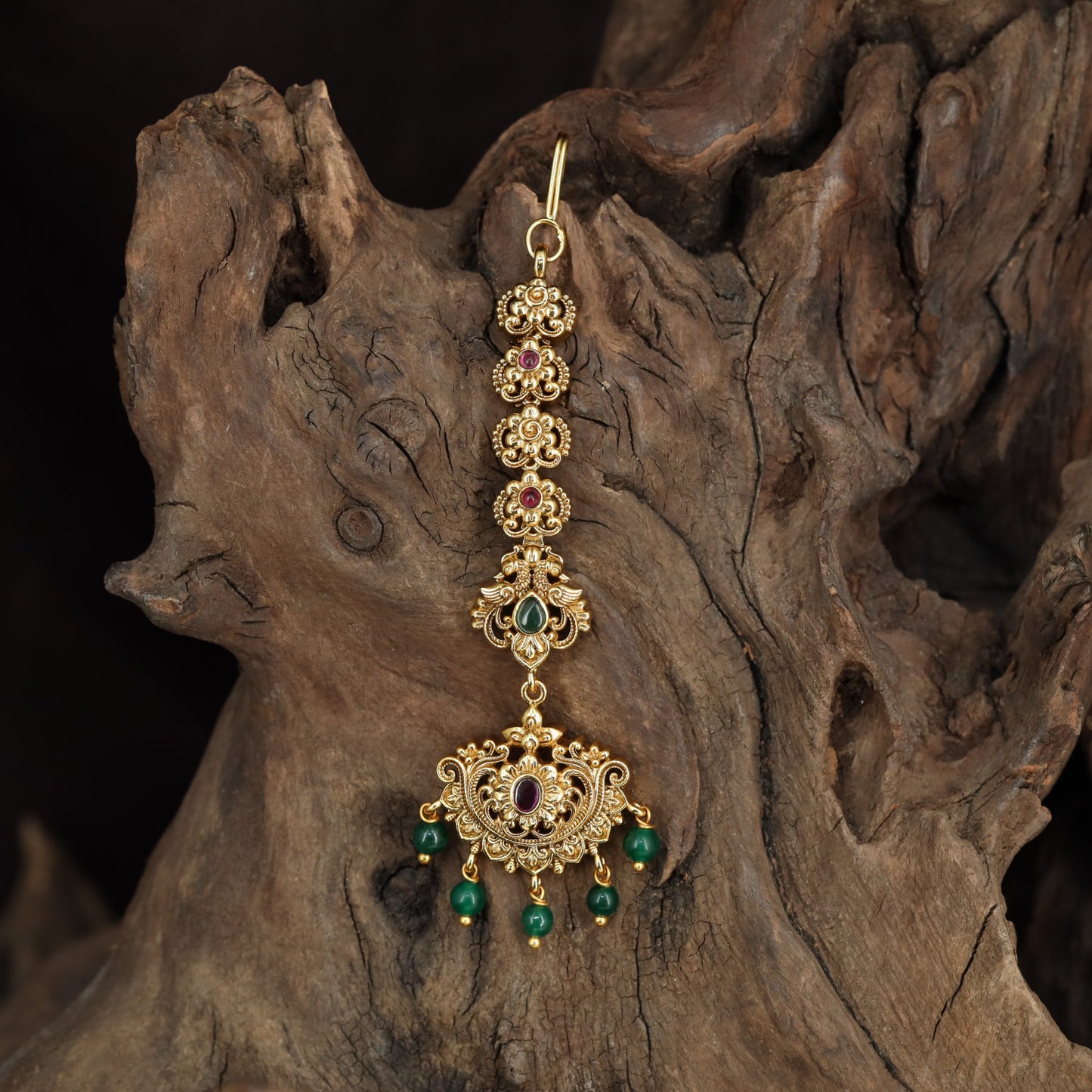 Classical Tikka With Ornamental Floral Links And Decorative Pendant