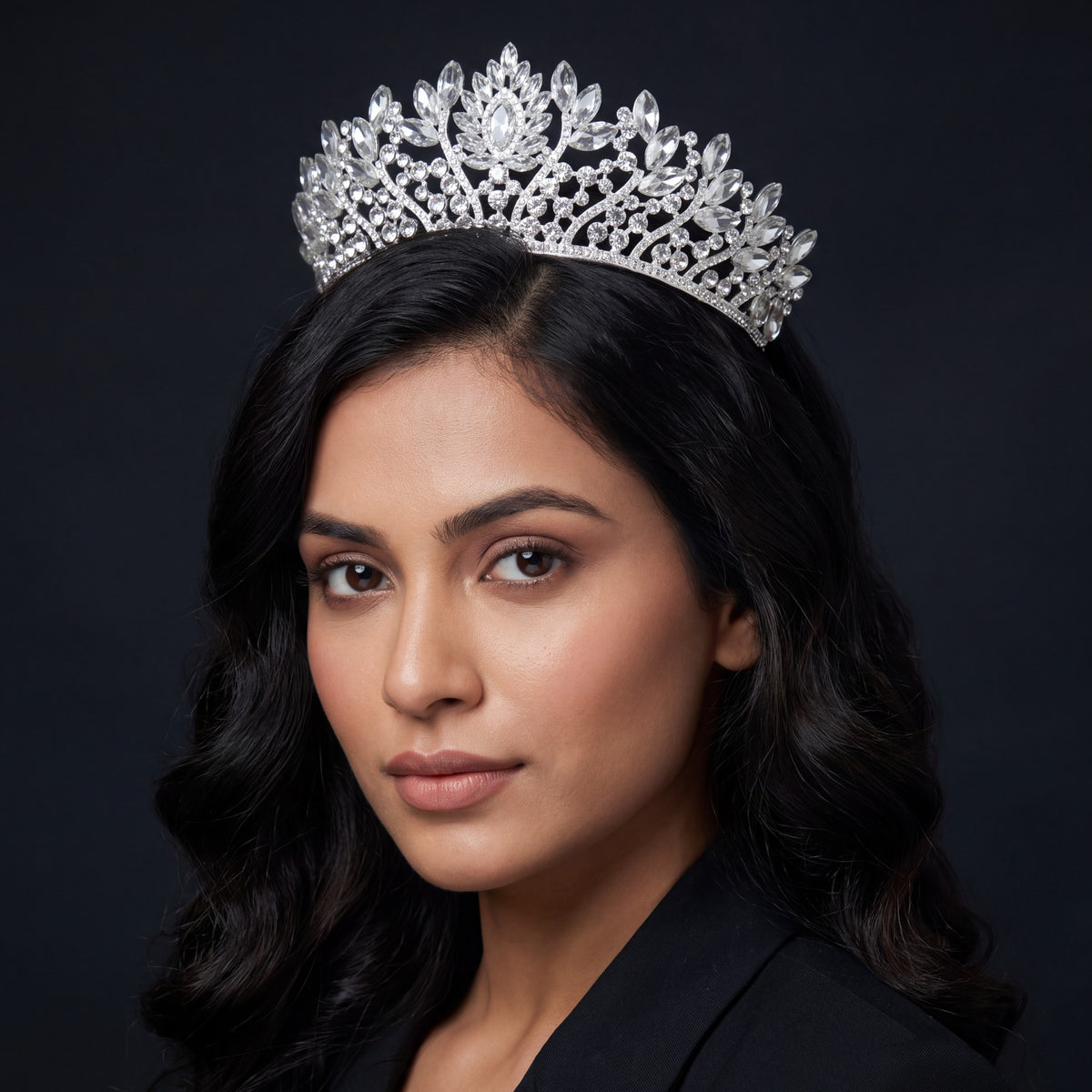 Premium Crown featuring a raised centre with graceful leaf details