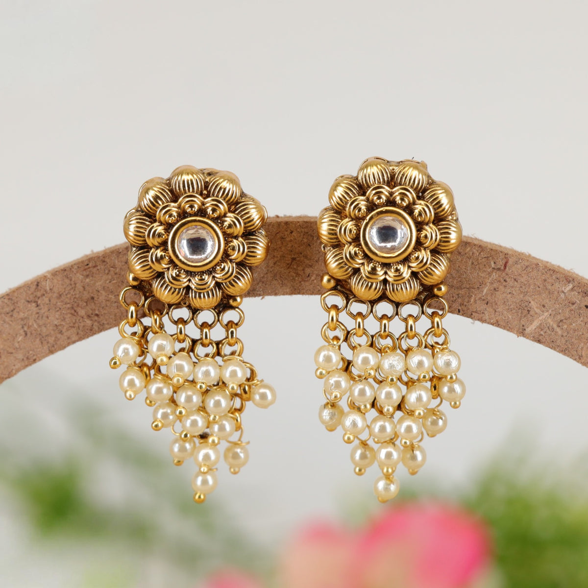 Signature Antique Stud With Intricate Radial Floral Design