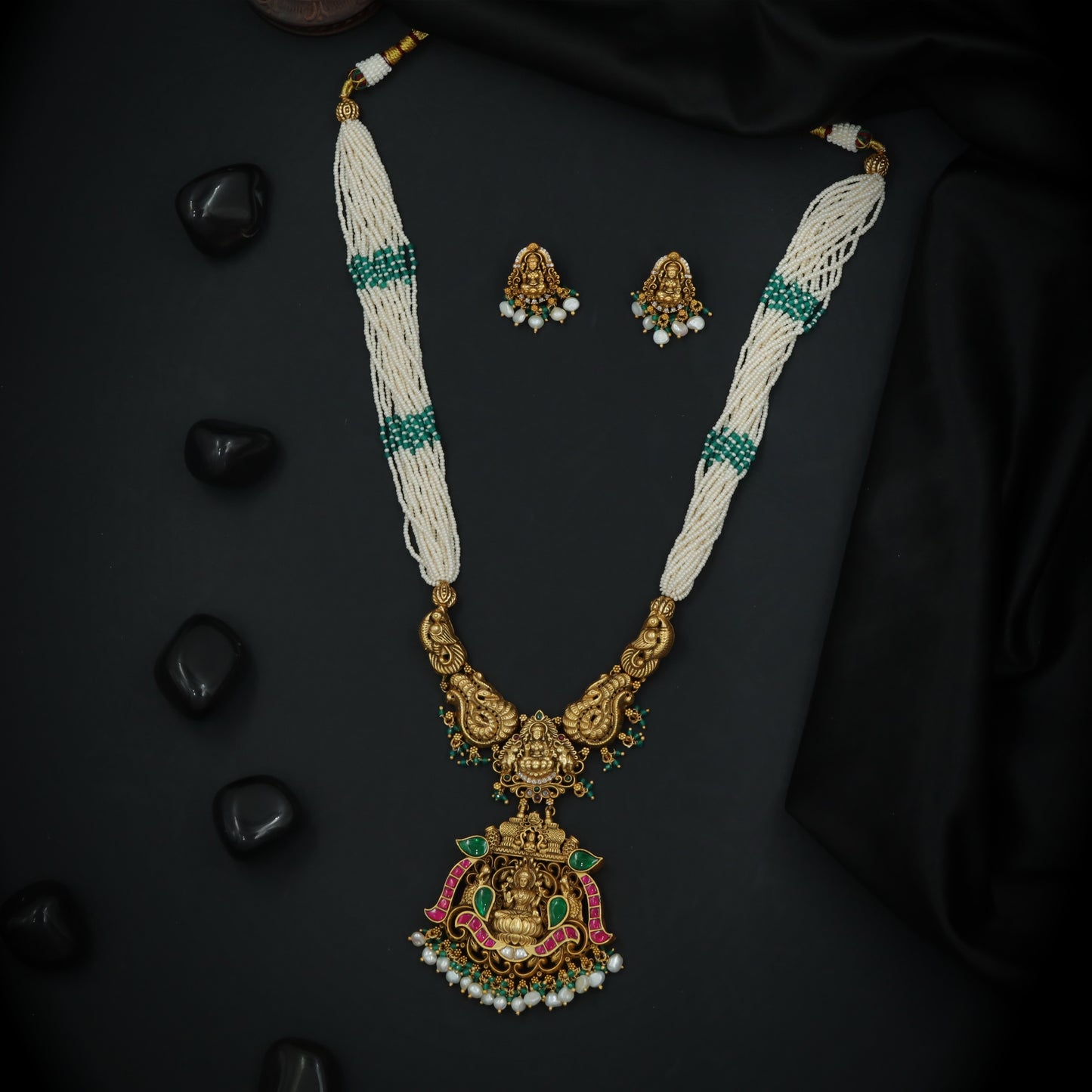 Silver Lakshmi Arch Pendant Bead Long Haara Set